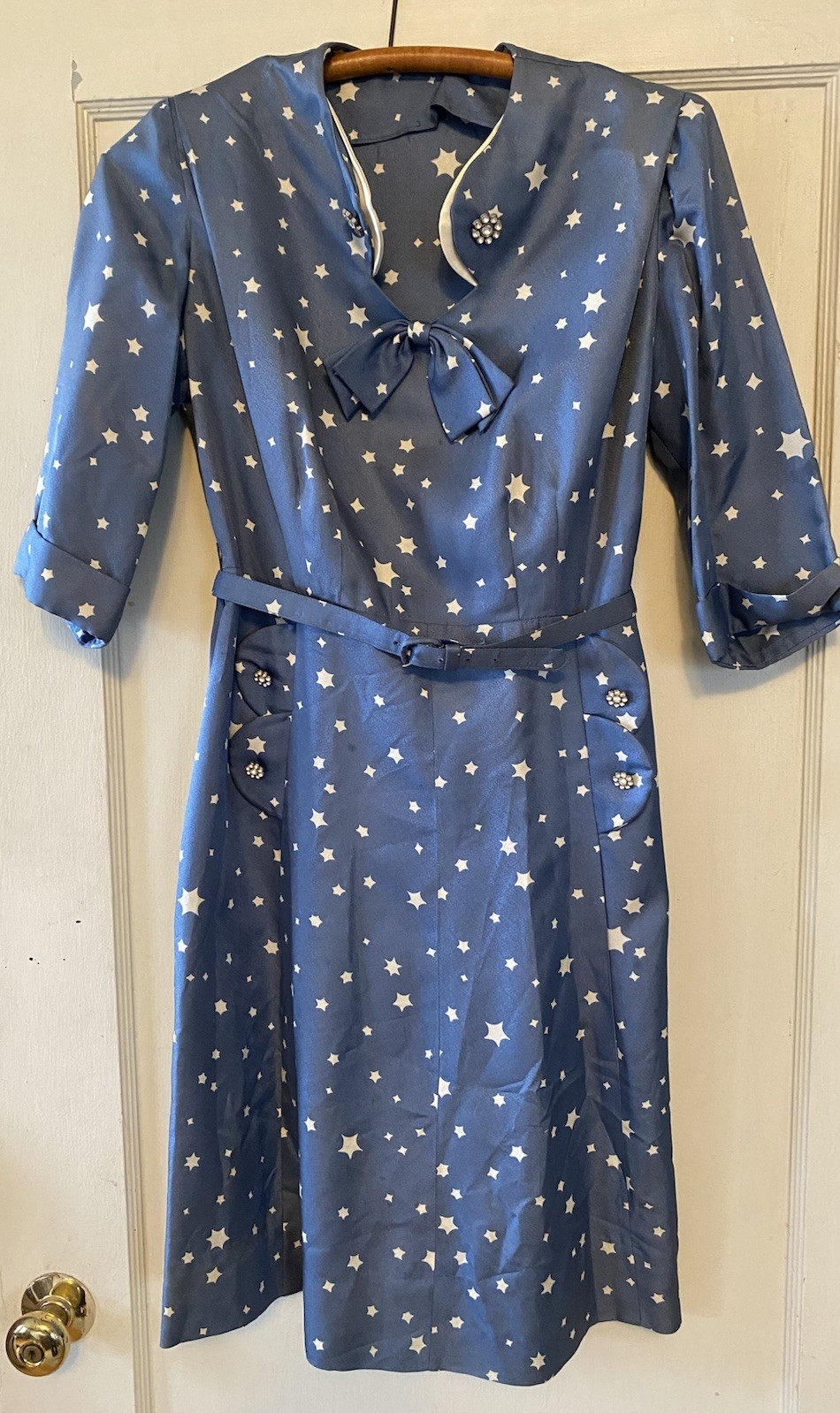 Vintage GORGEOUS 1940s Blue Star Pattern Dress A-Line Medium Vintage GORGEOUS 1940s Blue Star Pattern Dress A-Line Medium