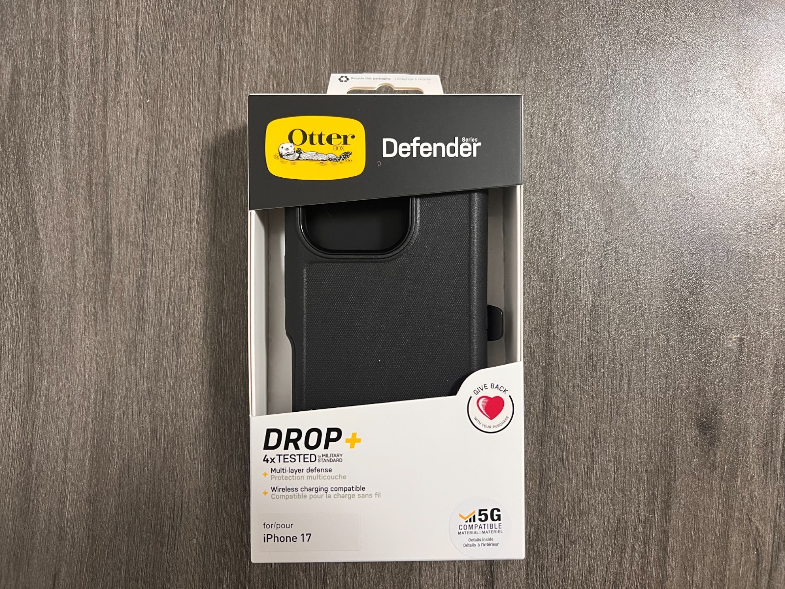 New Defender Series Case with Holster Case For iPhone 17 -Black New Defender Series Case with Holster Case For iPhone 17 -Black