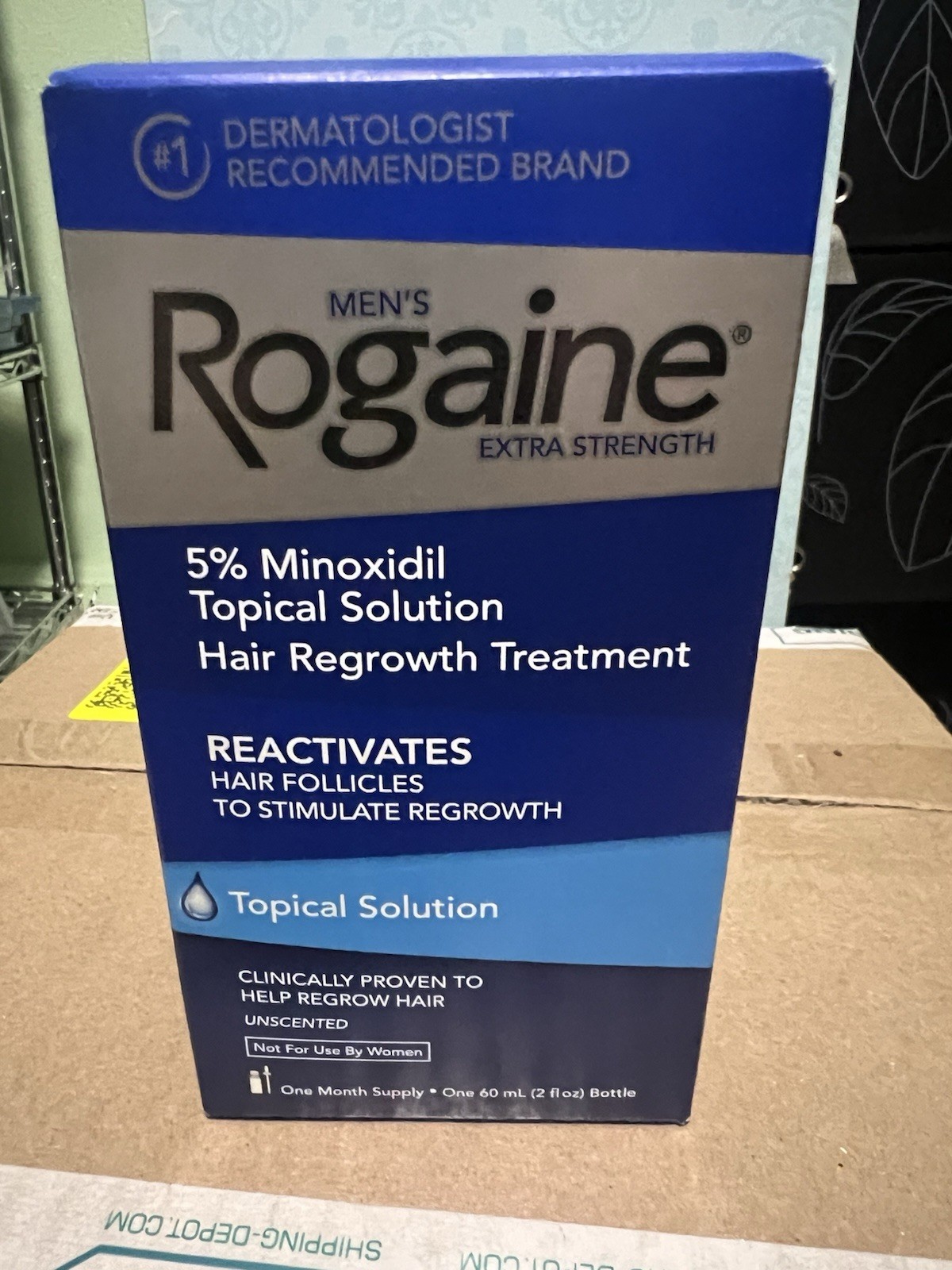 Rogaine Extra Strength 5% Minoxidil Men\'s 1 Month Supply Topical EXP: 04/2027 Rogaine Extra Strength 5% Minoxidil Men\'s 1 Month Supply Topical EXP: 04/2027