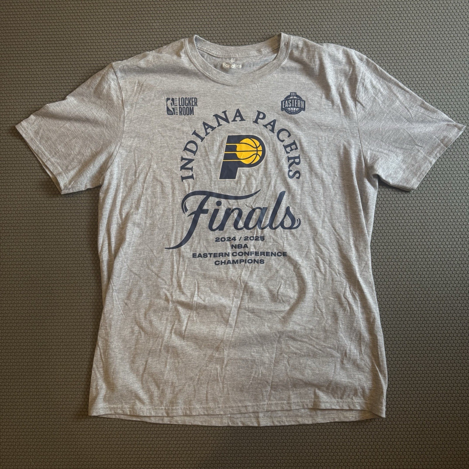 Fanatics Indiana Pacers 2024/25 NBA Eastern Conference Champions Finals XL Shirt