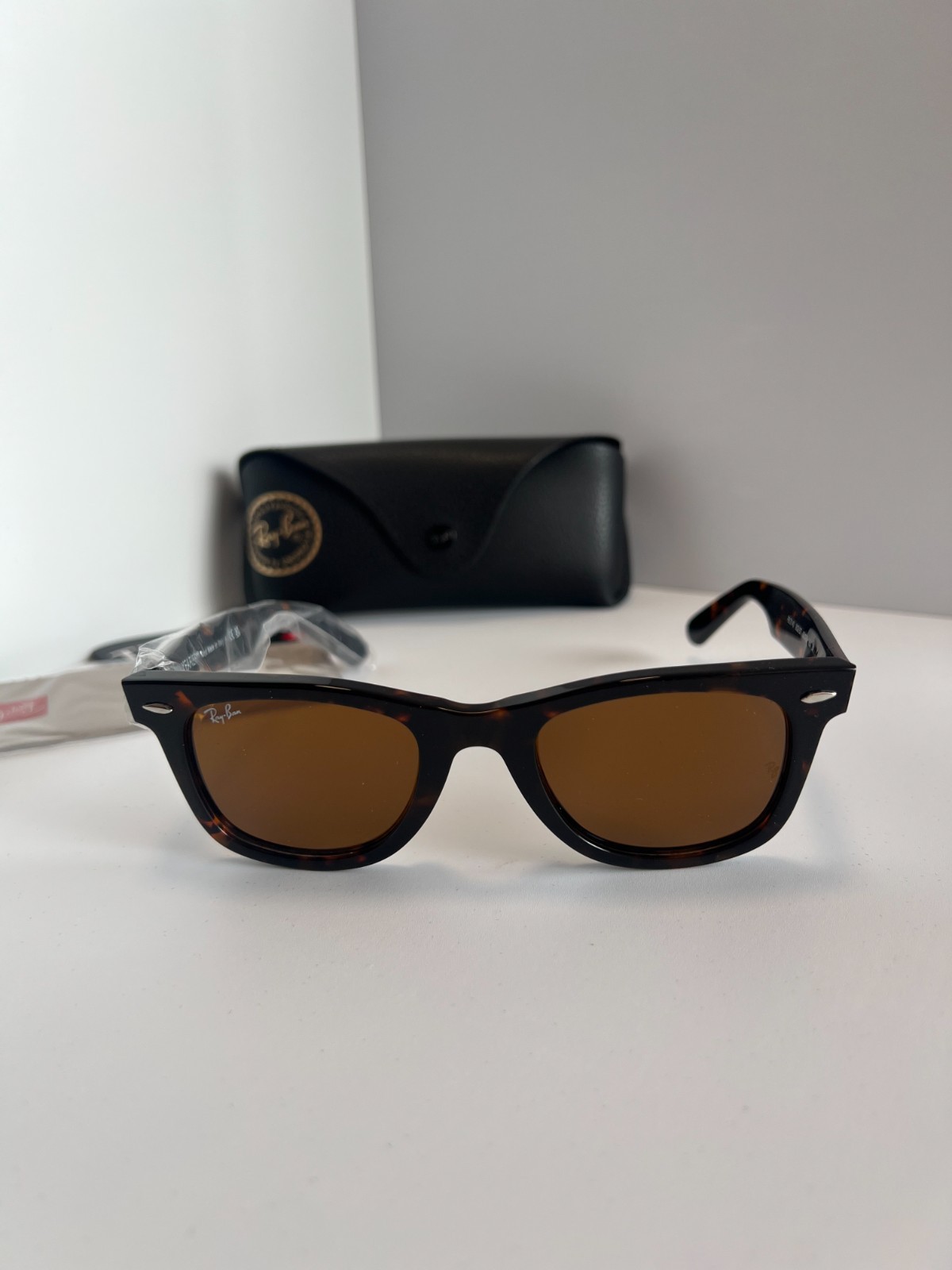 Ray-Ban 2140 902 Wayfarer Classic Tortoise/Brown Polar 50 mm Sunglasses