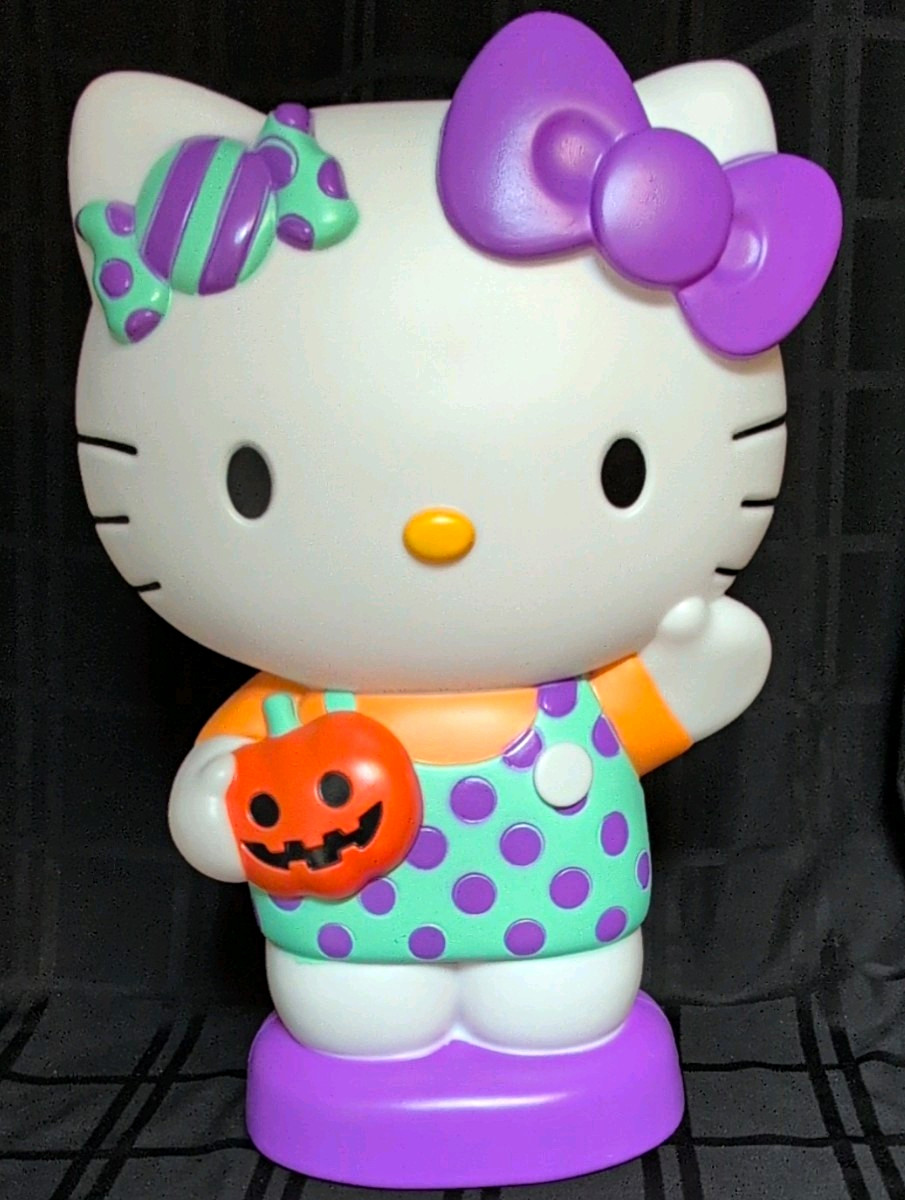 Sanrio Hello Kitty Lighted Halloween Blow Mold 22