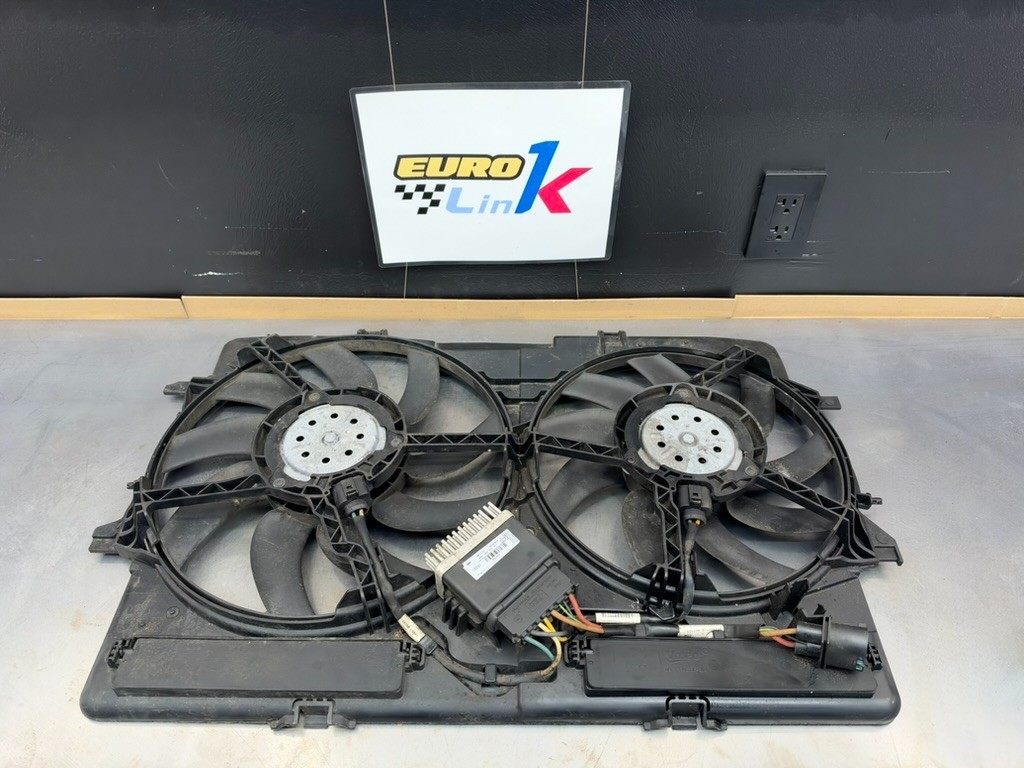 09-16 Audi A4 A5 Q5 B8 B8.5 Cooling Fan Assembly TESTED 8K0121003P OEM 12 13 14 09-16 Audi A4 A5 Q5 B8 B8.5 Cooling Fan Assembly TESTED 8K0121003P OEM 12 13 14