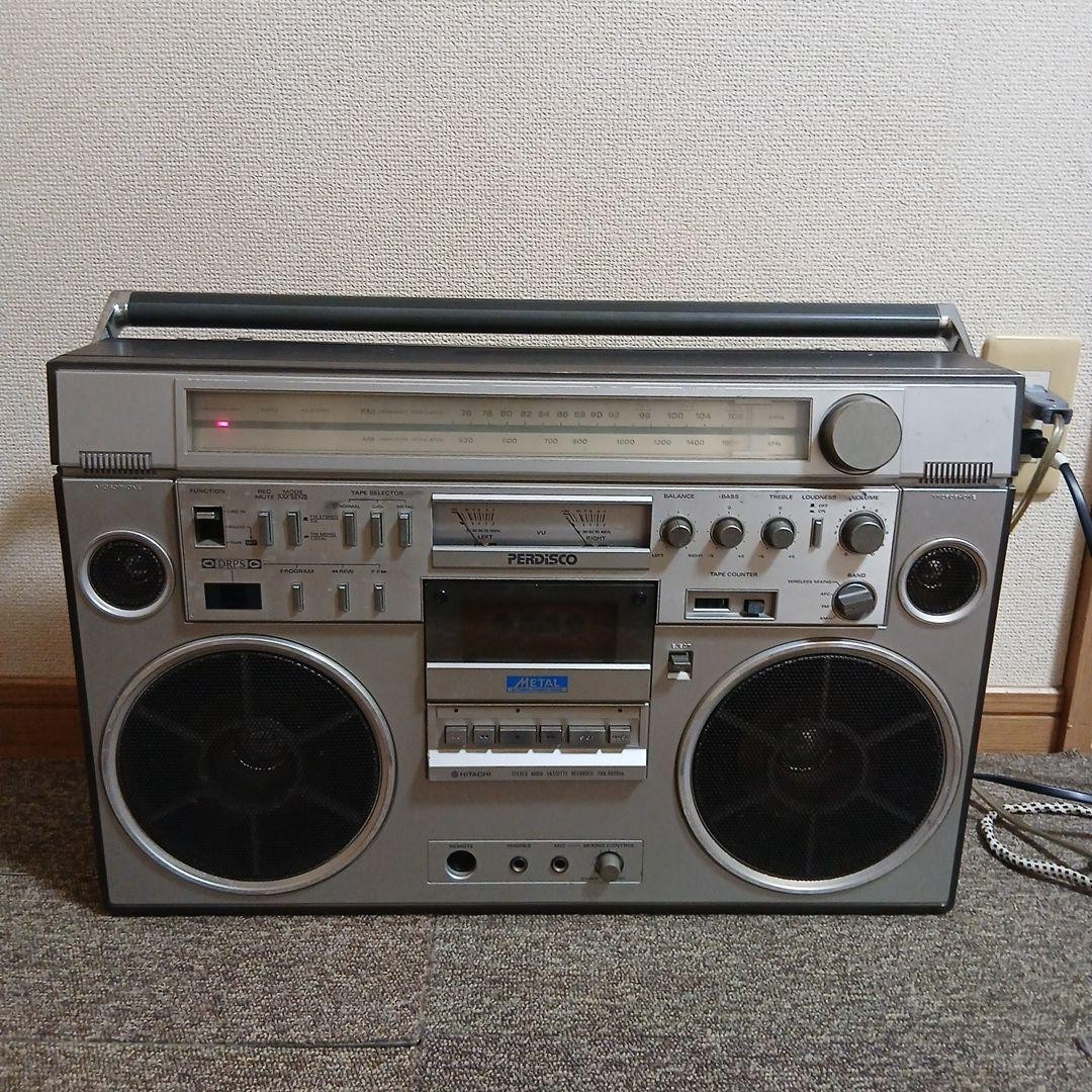 HITACHI TRK-8600RM Stereo Radio Cassette Recorder Silver Vintage Tested