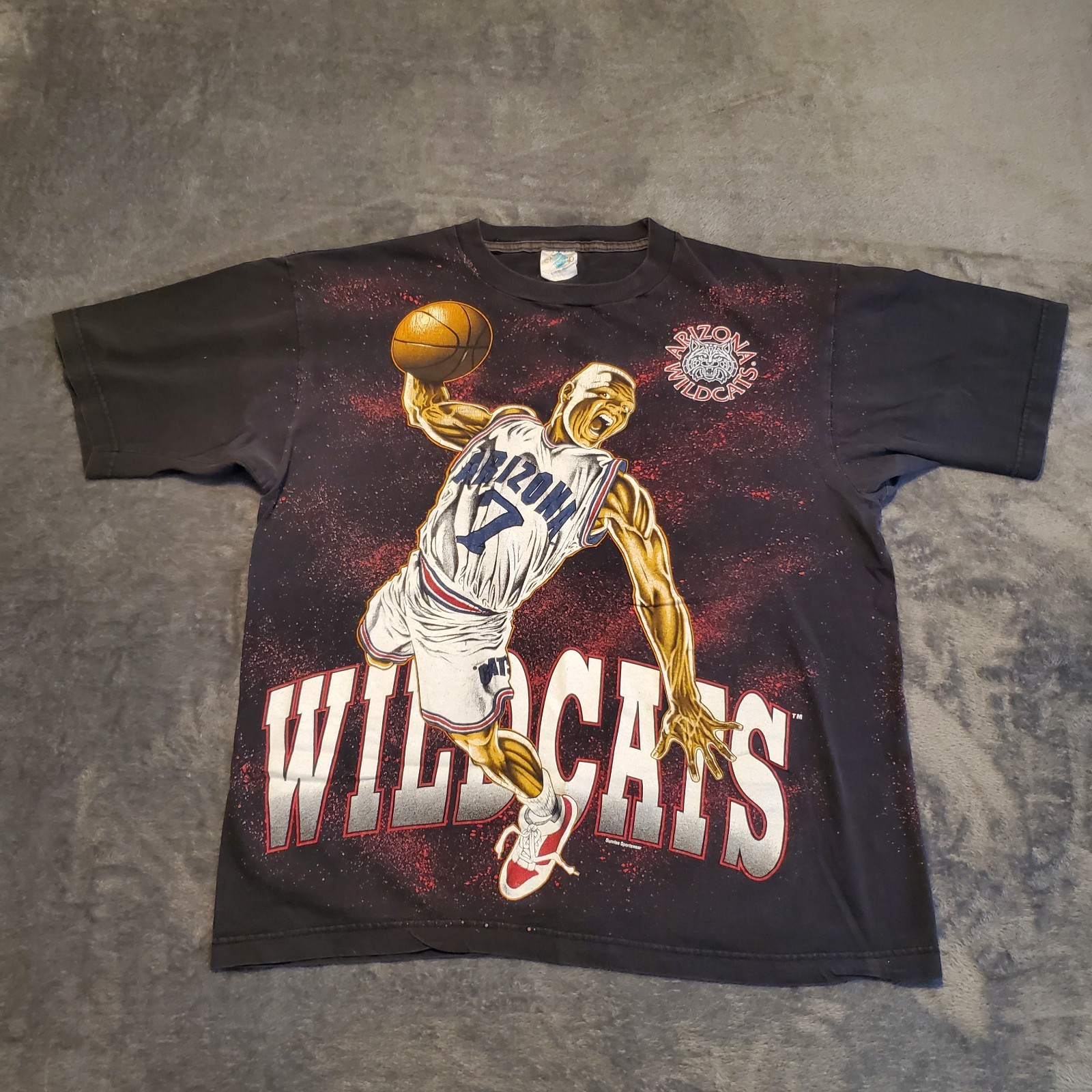 Arizona Wildcats U of A Basketball VTG 1994 American Thunder AOP Men\'s XL Shirt Arizona Wildcats U of A Basketball VTG 1994 American Thunder AOP Men\'s XL Shirt