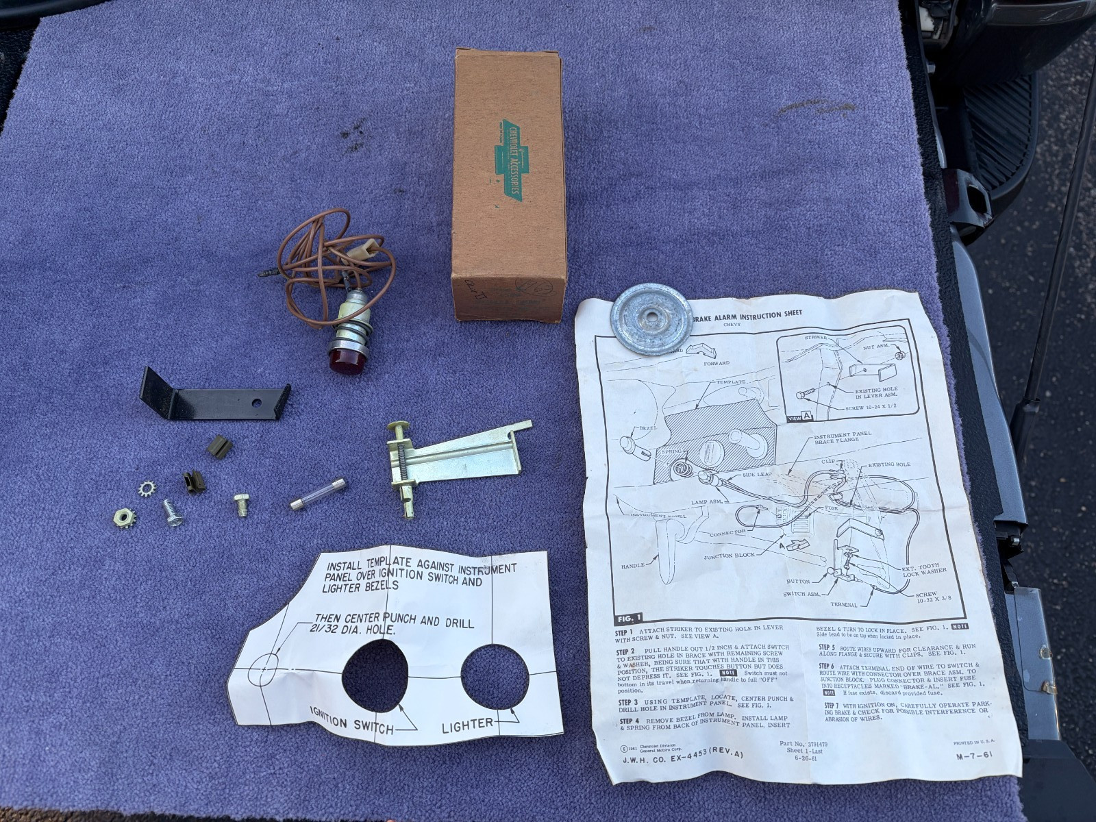 NOS 1962-65 CHEVY NOVA II PARKING BRAKE LAMP ALARM SWITCH GM 985248 RARE