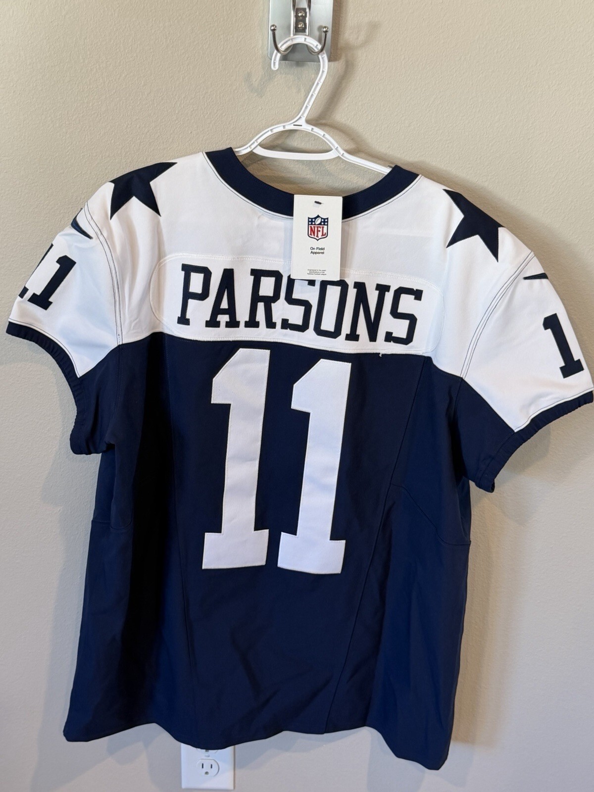 Dallas Cowboys - Micah Parsons - On Field Game Jersey - Men’s XL/Women’s XXL Dallas Cowboys - Micah Parsons - On Field Game Jersey - Men’s XL/Women’s XXL