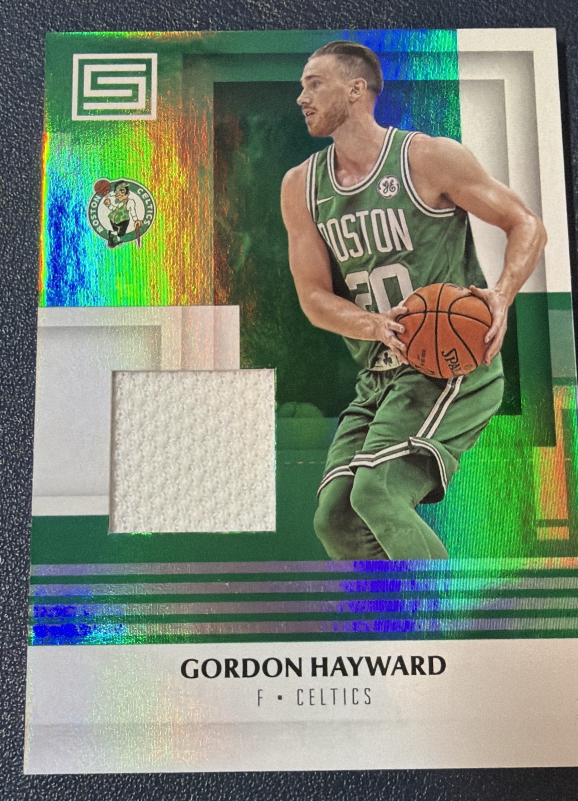 2017-18 Panini Status - Materials Gordon Hayward #M-GHW (MEM) 2017-18 Panini Status - Materials Gordon Hayward #M-GHW (MEM)