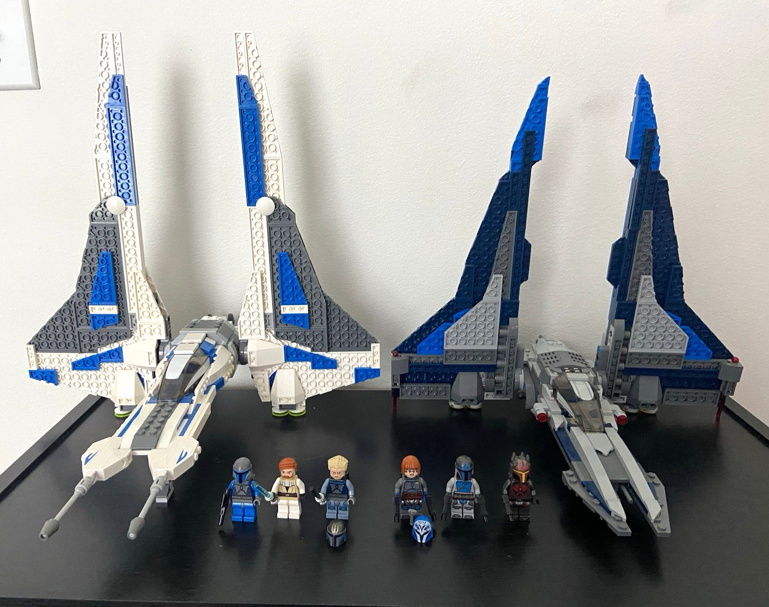 LEGO Star Wars set 9525 and 75316 ALL FIGURES INCLUDED (NO PRE VIZSLA CAPE) LEGO Star Wars set 9525 and 75316 ALL FIGURES INCLUDED (NO PRE VIZSLA CAPE)