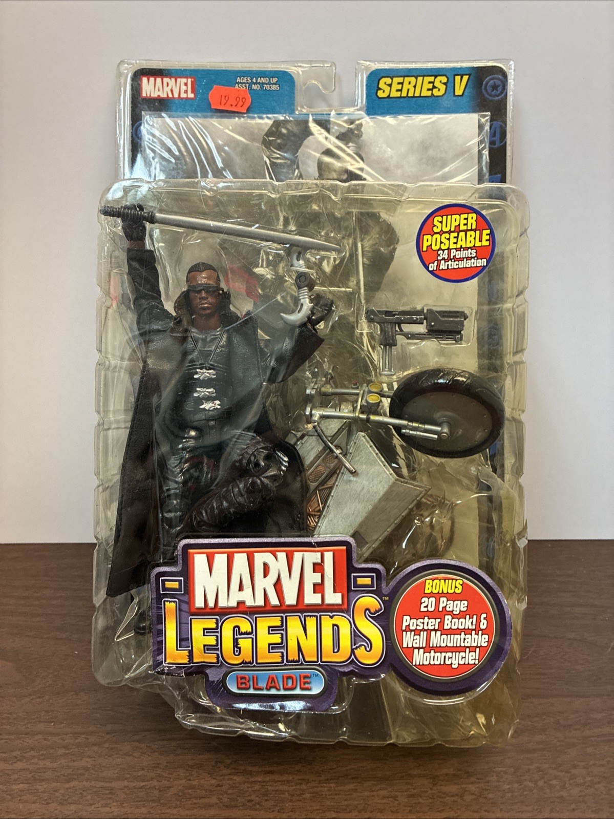 ToyBiz Marvel Legends Series 5 Blade Action Figure ToyBiz Marvel Legends Series 5 Blade Action Figure