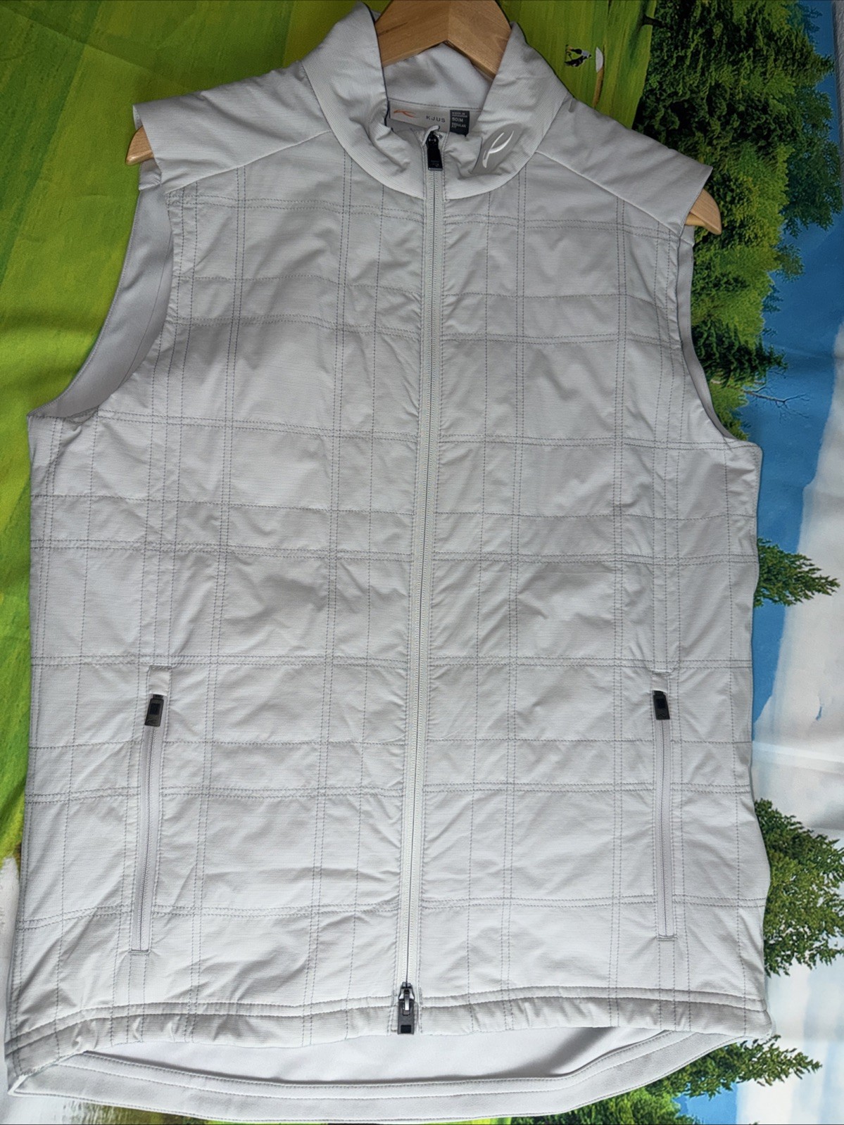 KJUS Mens Rowan Insulated Vest Medium 50 Grey Full Zip - The Swallows Invitation KJUS Mens Rowan Insulated Vest Medium 50 Grey Full Zip - The Swallows Invitation
