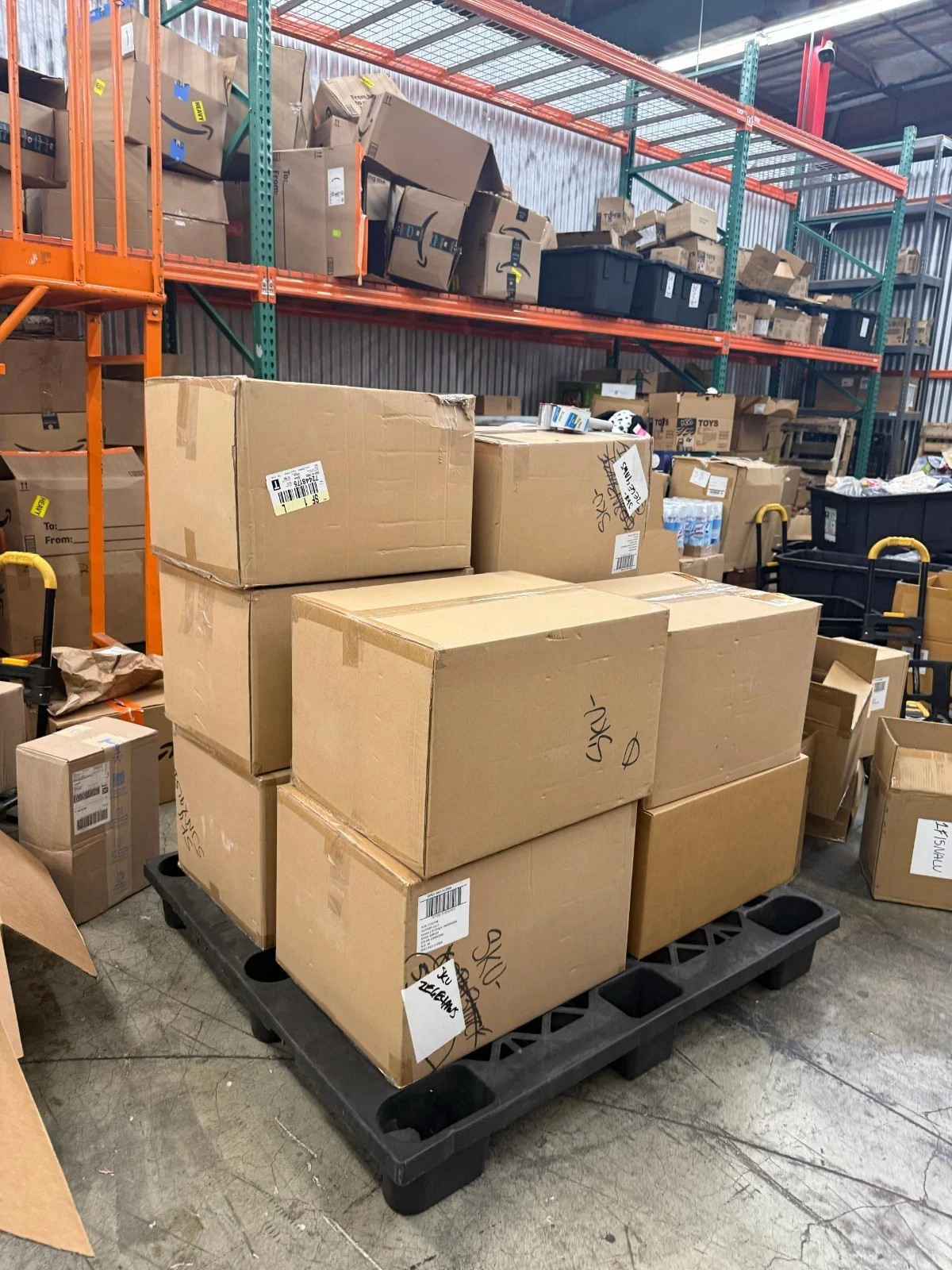Assortment of items from Fed Ex/UPS/Amazon New Items|Fast Shipping