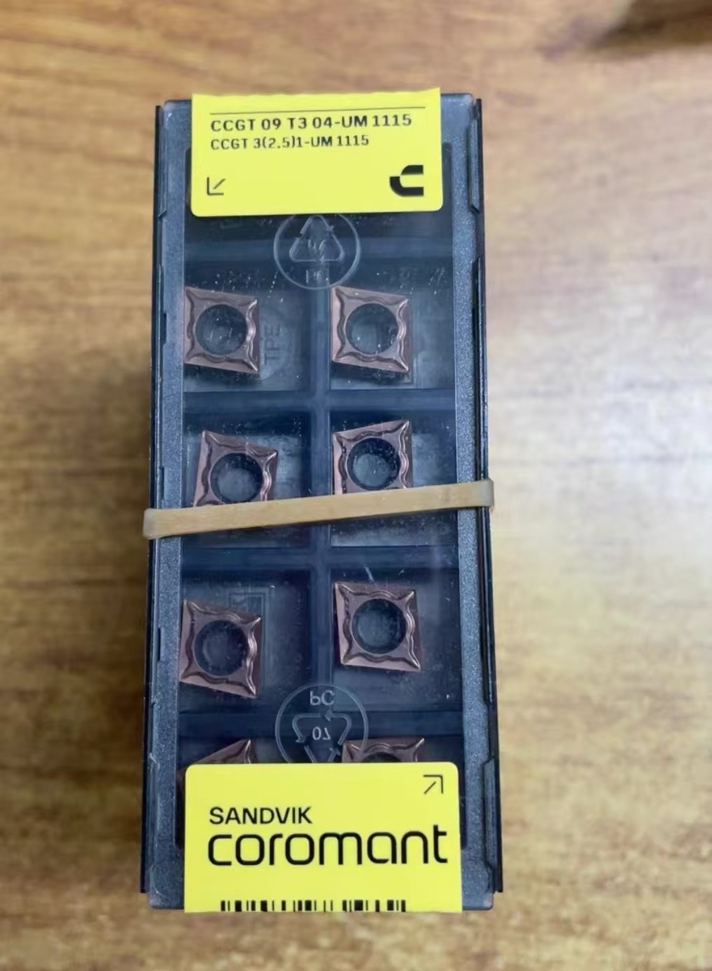 CCGT09T304-UM 1115 /Sandvik / 10PCS CCGT09T304-UM 1115 /Sandvik / 10PCS
