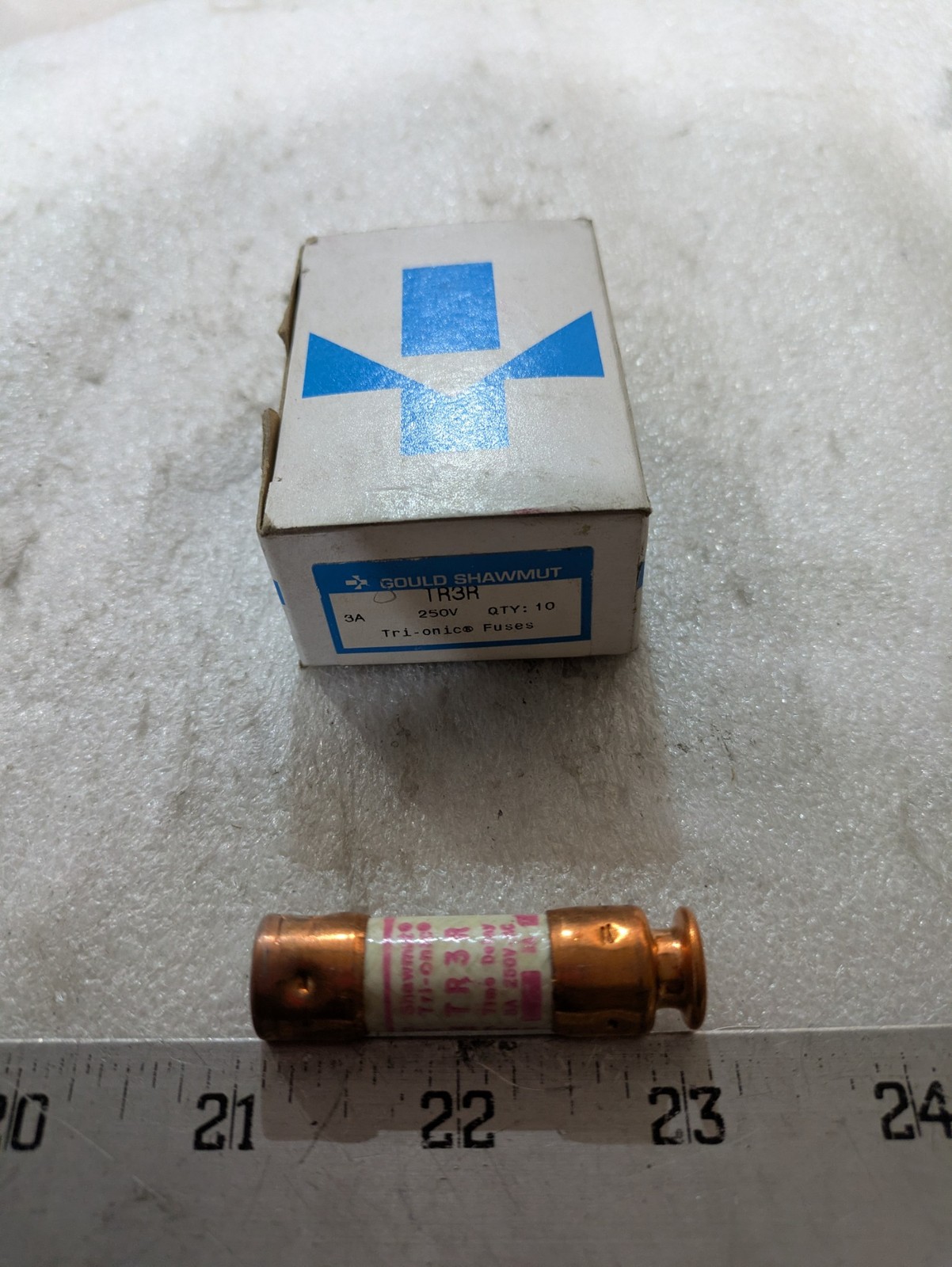 Gould Shawmut TR3R Tri-Onic Time Delay Fuse 3 Amp 250V Class RK5 Lot of 10 NOS Gould Shawmut TR3R Tri-Onic Time Delay Fuse 3 Amp 250V Class RK5 Lot of 10 NOS