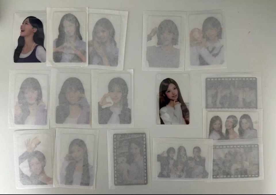 RESCENE X CU Bread Photocard 16pcs Set K-pop Official RESCENE X CU Bread Photocard 16pcs Set K-pop Official