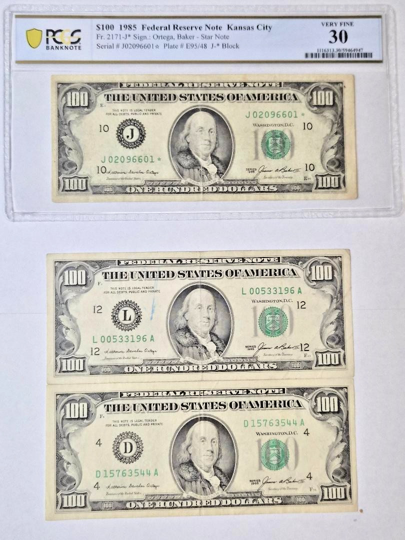 PCGS 1985 $100 J Distict 30 Very fine and Two 1985 $100 notes PCGS 1985 $100 J Distict 30 Very fine and Two 1985 $100 notes