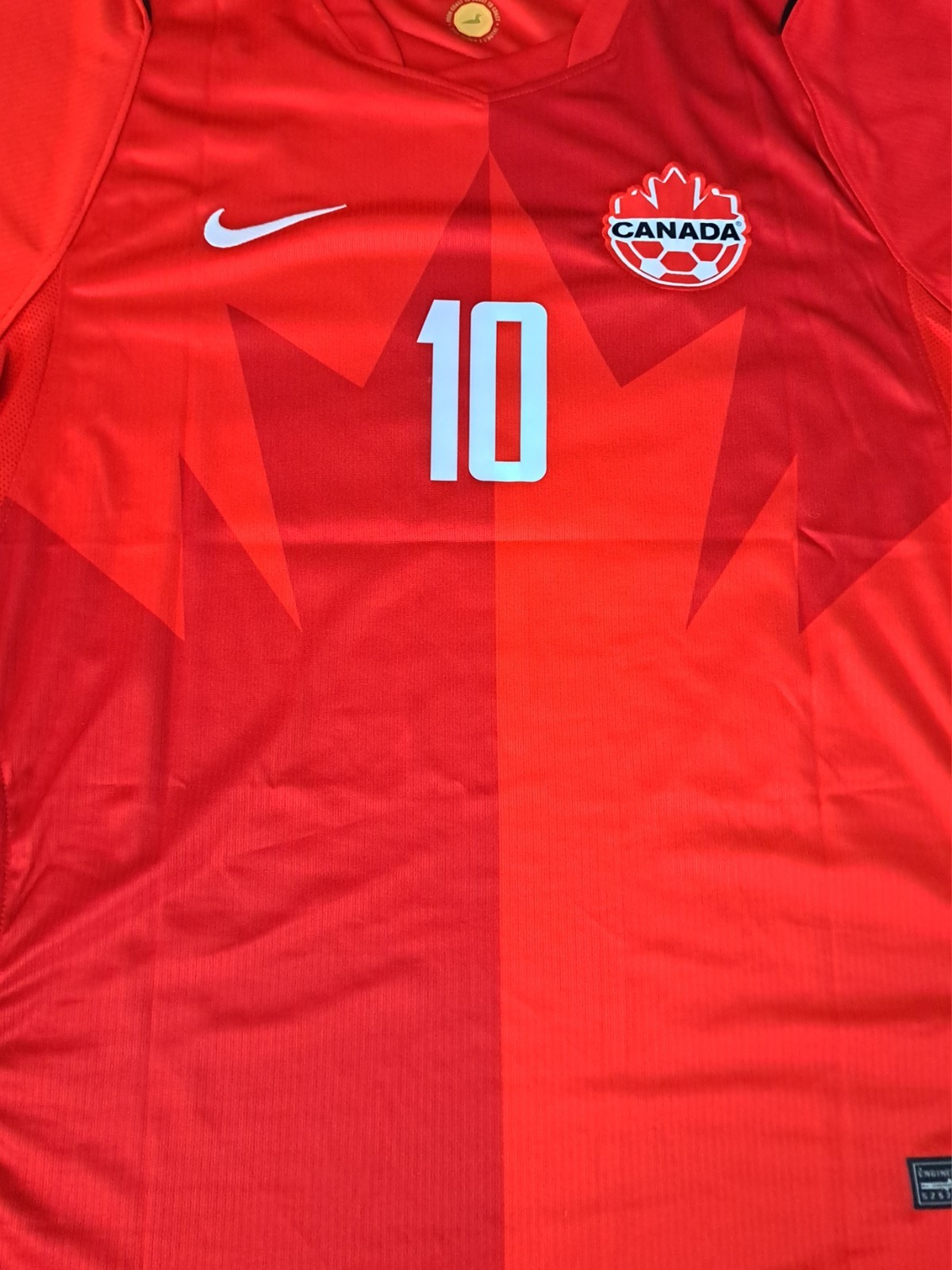 Team Canada Red Jersey 2026 World Cup, #10 J.David, new, Size Med