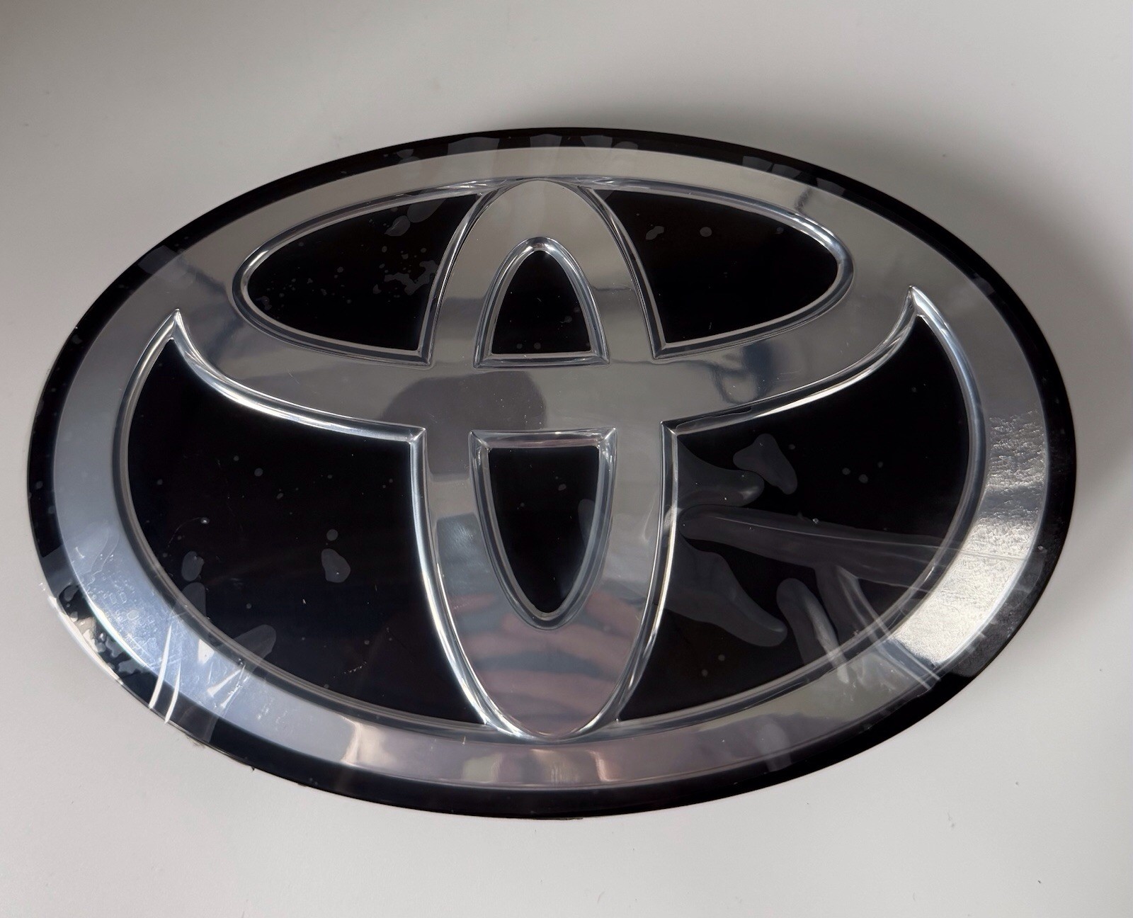 Toyota 190mm Front Grille Emblem 90975-A2014 90975-02159 Tacoma Tundra