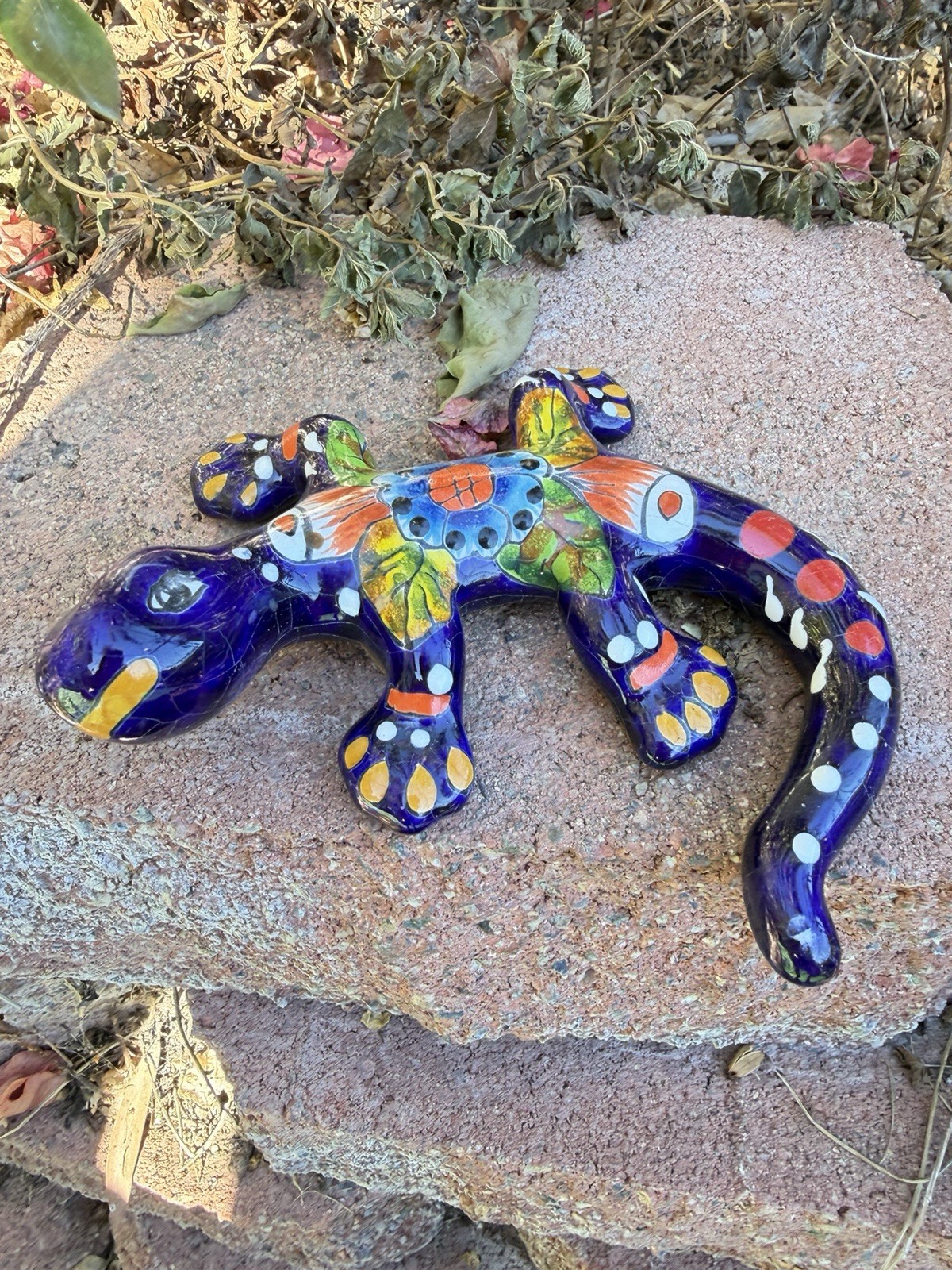 Casa Fiesta Designs Colorful Ceramic Lizard - Talavera Pottery Mexican Garden Casa Fiesta Designs Colorful Ceramic Lizard - Talavera Pottery Mexican Garden