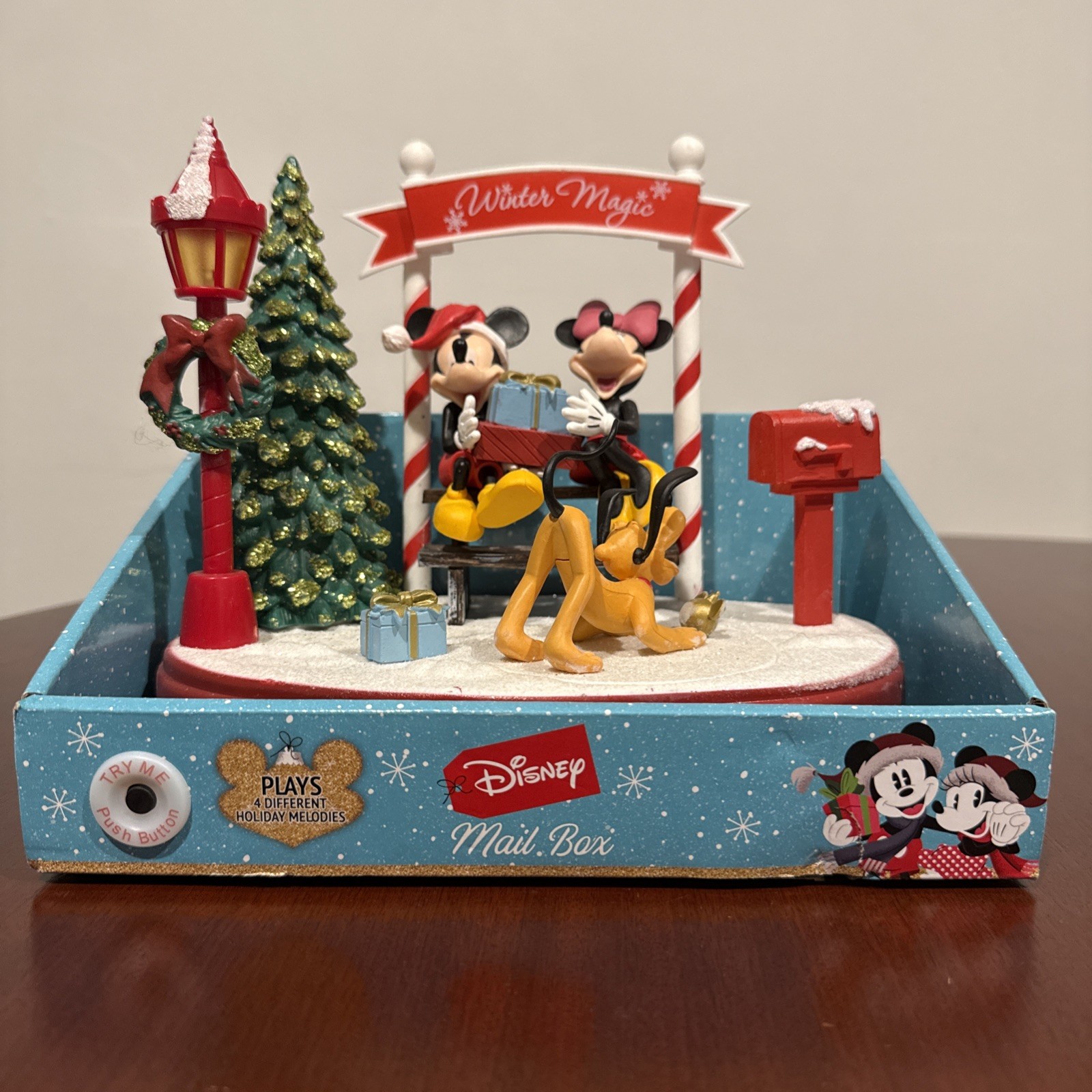 Ruz Disney Mickey & Minnie Mouse Mailbox Lake Lights Musical Christmas Animated Ruz Disney Mickey & Minnie Mouse Mailbox Lake Lights Musical Christmas Animated