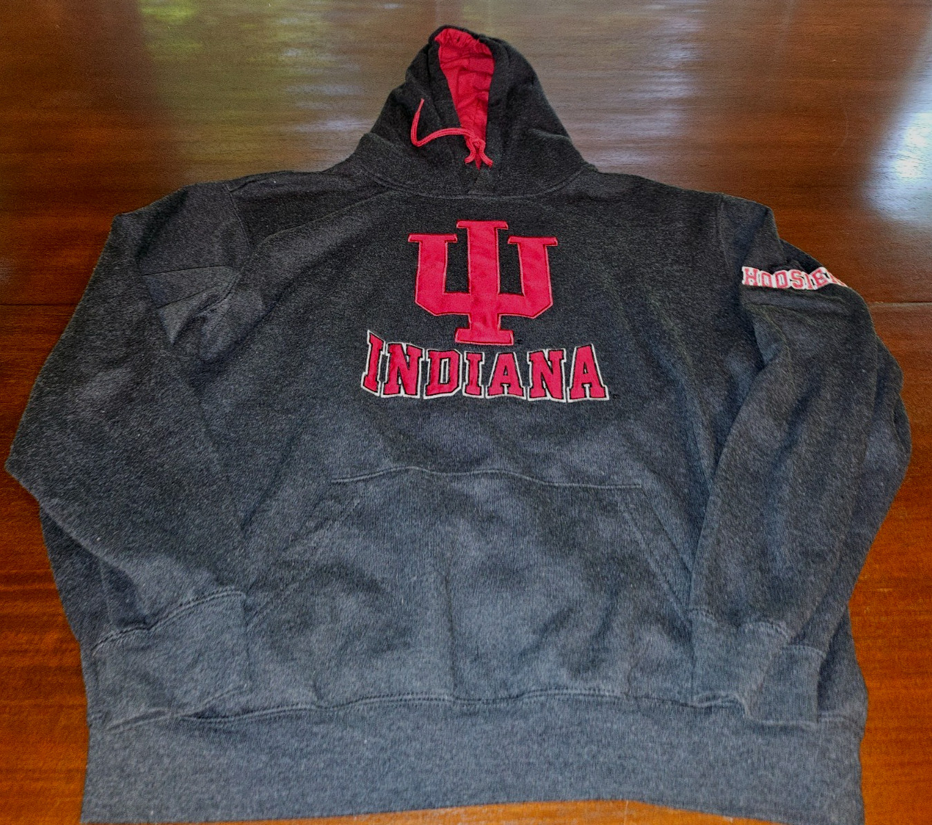 Indiana Hoosiers IU Hoodie Sweatshirt Colosseum Gray Mens Large Indiana Hoosiers IU Hoodie Sweatshirt Colosseum Gray Mens Large