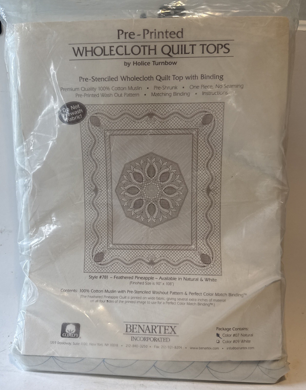 NIP Benartex Pre-Printed Wholecloth Quilt Top style 781 Feathered  Pineapple New