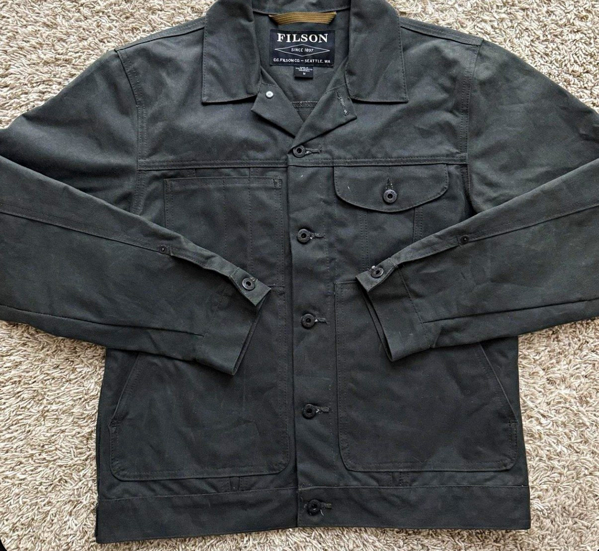 Filson Limited Edition Spruce Green Wax Tin Cruiser Jacket M. Filson Limited Edition Spruce Green Wax Tin Cruiser Jacket M.