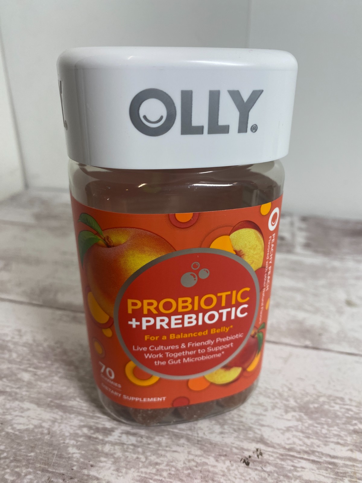 OLLY Adult Probiotic + Prebiotic Digestive Support Gummy Peach 70 Ct EXP 08/2027