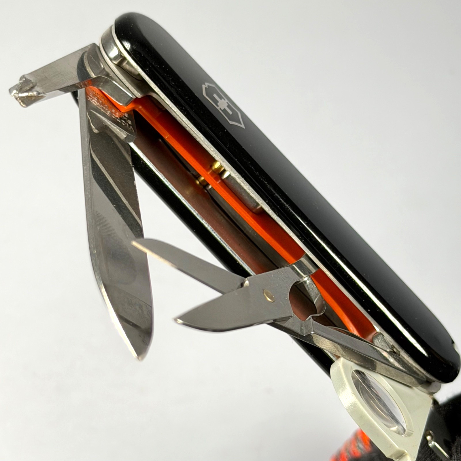 RedEdge Modified Victorinox Yeoman Black Plus Scales Orange Liner RedEdge Modified Victorinox Yeoman Black Plus Scales Orange Liner