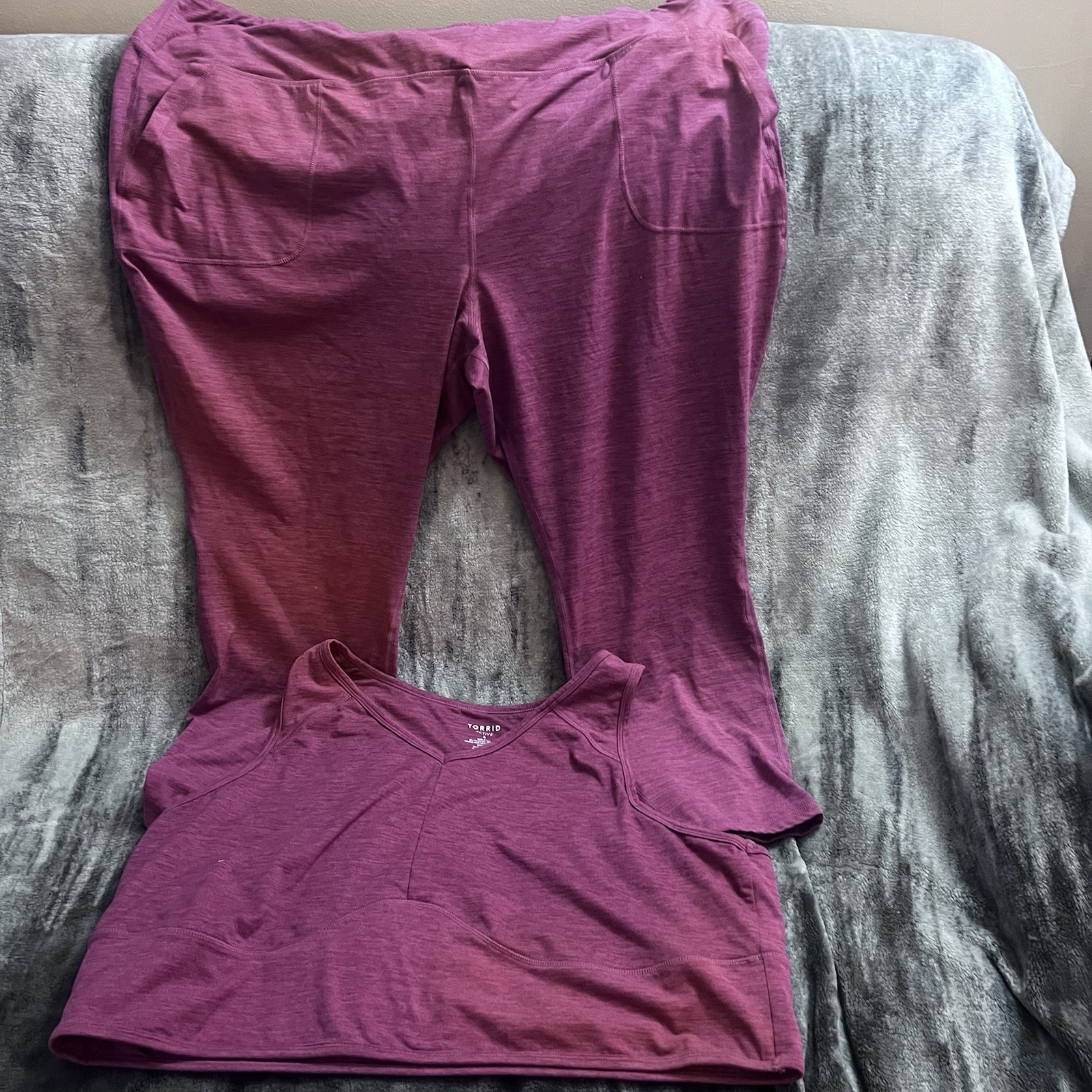 Torrid Size 5 Active Set Pink Torrid Size 5 Active Set Pink