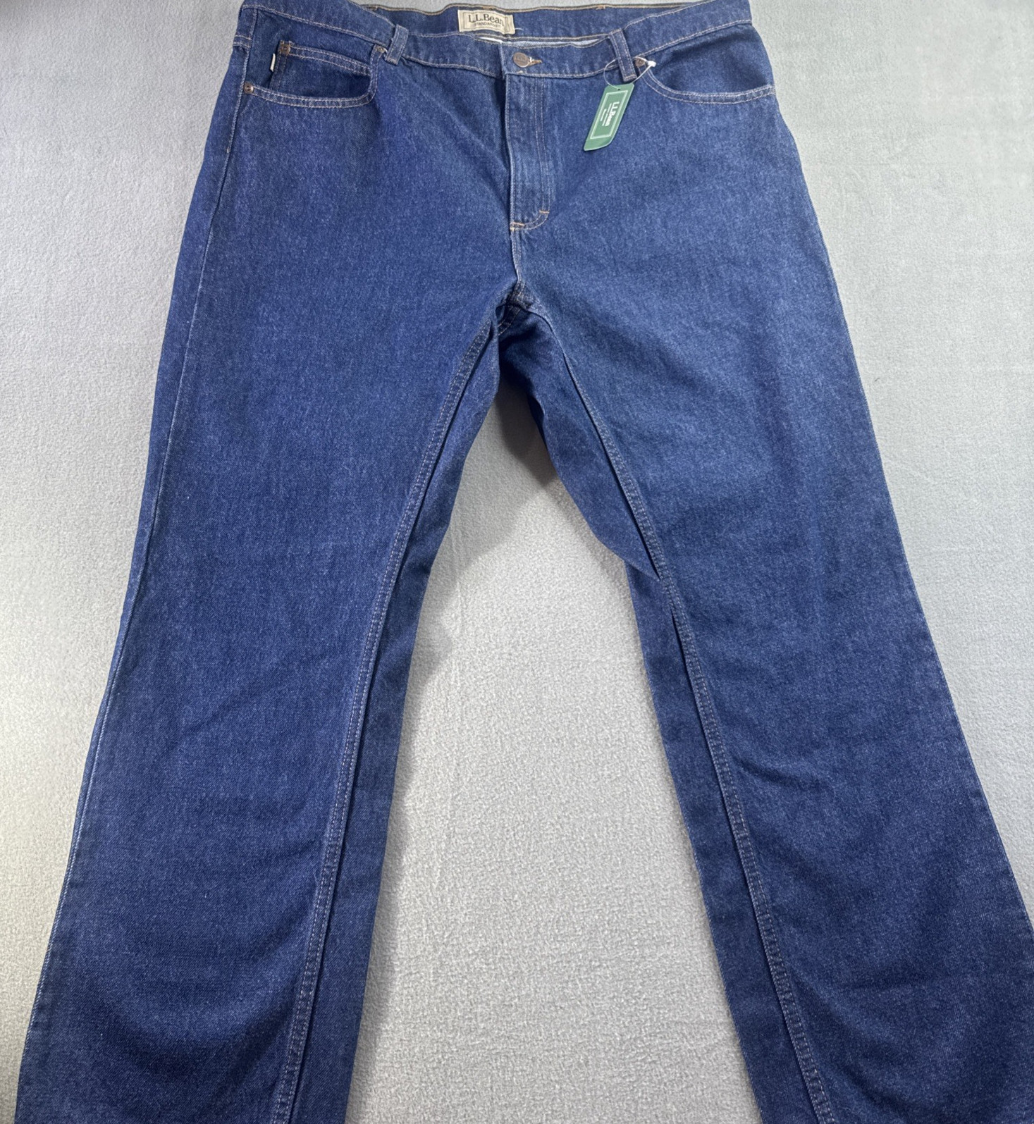 L.L. Bean Double L Jeans Men\'s 40x30 Standard Fit Dark Wash NWT Classic Denim L.L. Bean Double L Jeans Men\'s 40x30 Standard Fit Dark Wash NWT Classic Denim