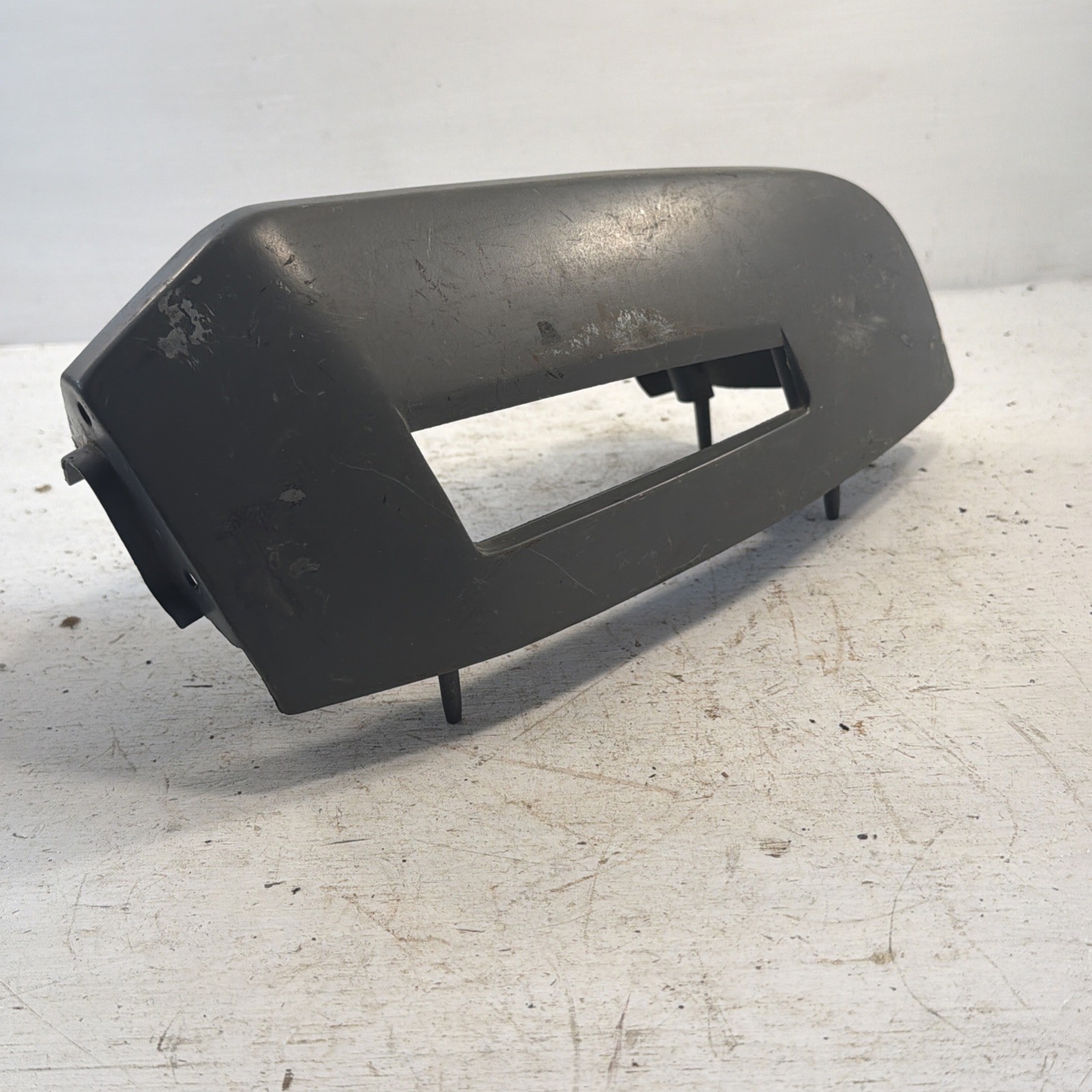 NOS OEM 9872132 GM Right Hand Quarter Panel Extension 1973 Grand Prix In Primer