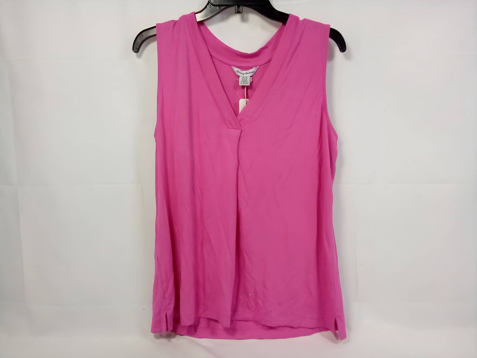 Tommy Bahama Women\'s Kauai V-Neck Sleeveless Tank Top Very Berry Size M Tommy Bahama Women\'s Kauai V-Neck Sleeveless Tank Top Very Berry Size M