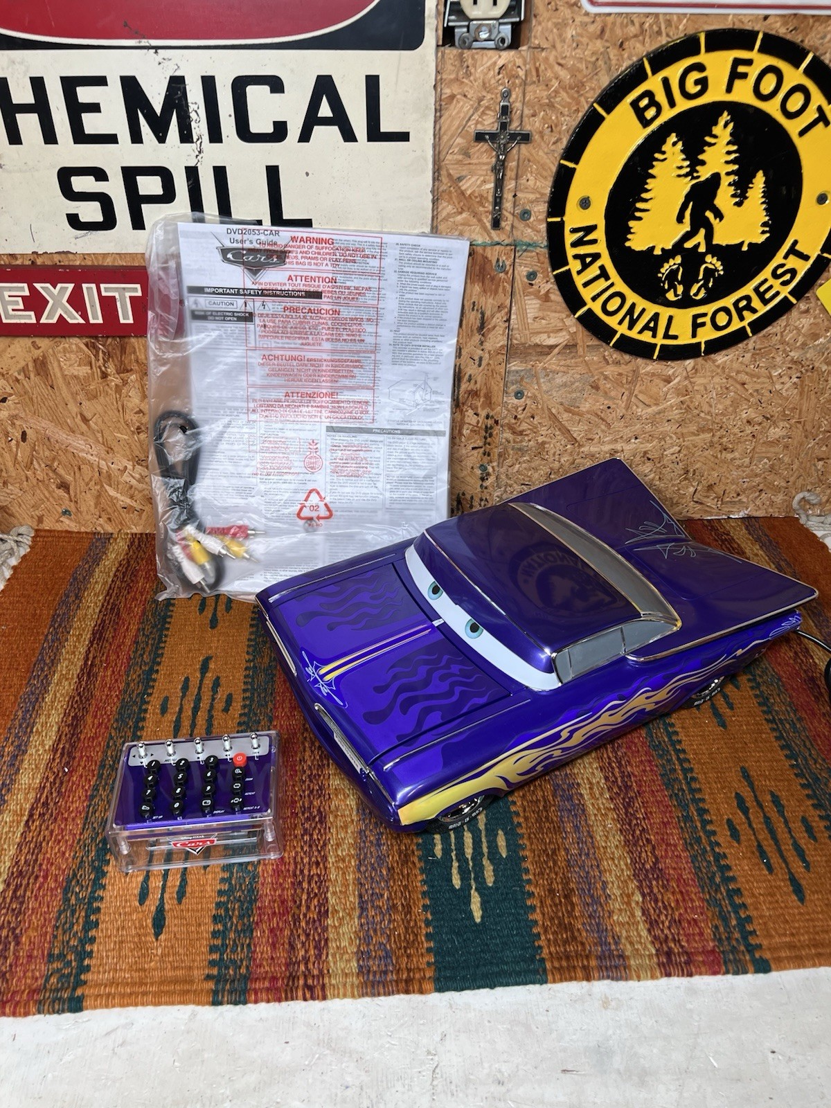 Disney Pixar Cars Purple/Gold Ramone DVD Player w/ Remote FOR PARTS/REPAIR Disney Pixar Cars Purple/Gold Ramone DVD Player w/ Remote FOR PARTS/REPAIR