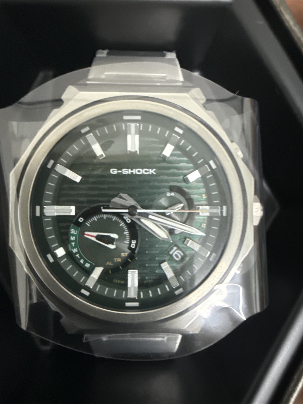 Casio G-Shock G-STEEL GST-B1000D-3A Bluetooth Solar Tough Watch Green New
