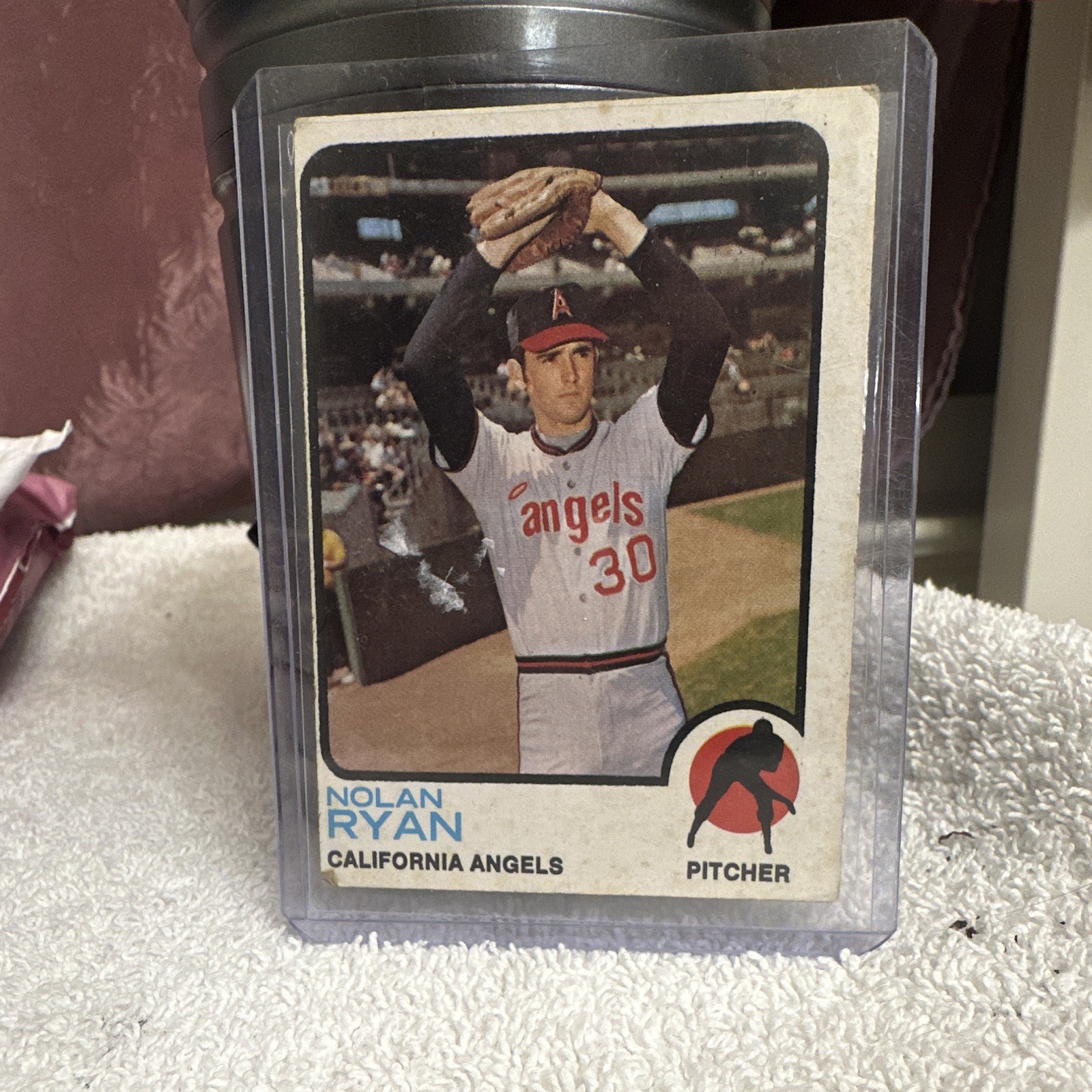 Topps 1973 Topps Baseball Base Set Nolan Ryan #220 California Angels Topps 1973 Topps Baseball Base Set Nolan Ryan #220 California Angels
