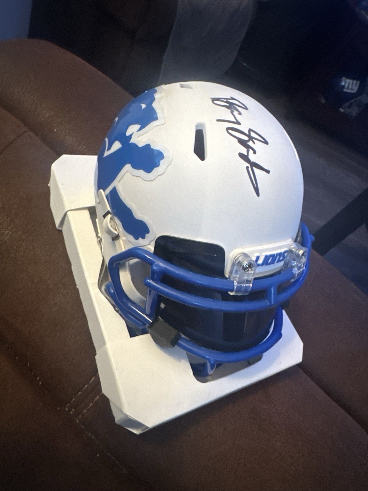 Barry Sanders DETROIT LIONS SIGNED AMP Riddell Speed Mini Helmet Schwartz Sports