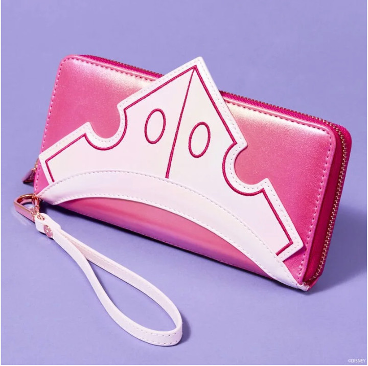 EXCLUSIVE Loungefly Sleeping Beauty Princes Aurora Crown Iridescent Wristlet NWT