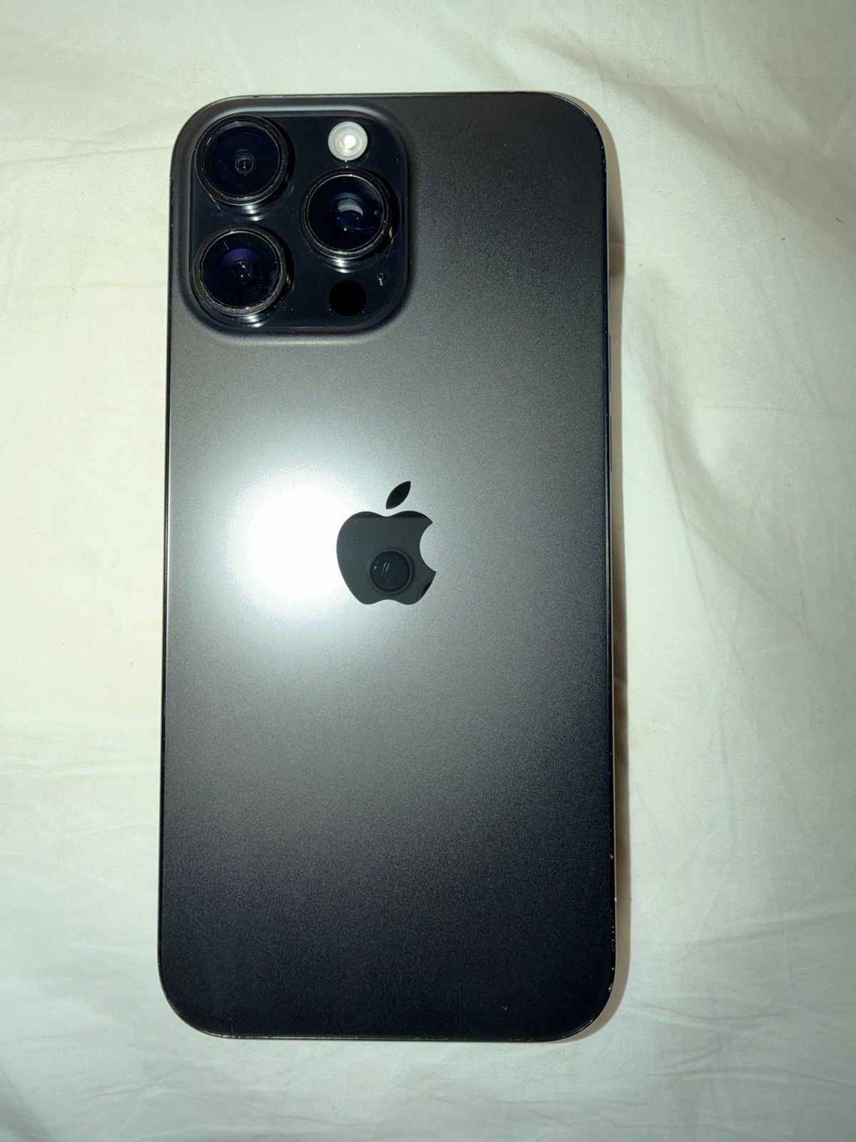 Apple iPhone 16 Pro Max Apple iPhone 16 Pro Max