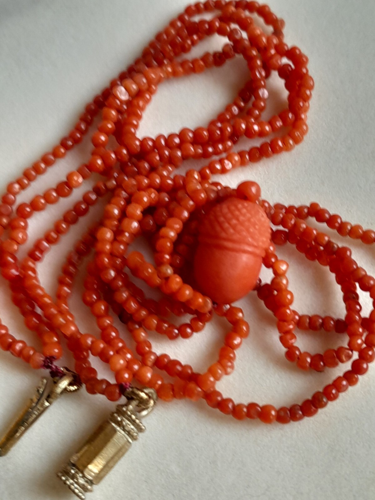 Beautiful Antique Georgian 18ct Gold Clasp Coral Acorn Pendant Necklace