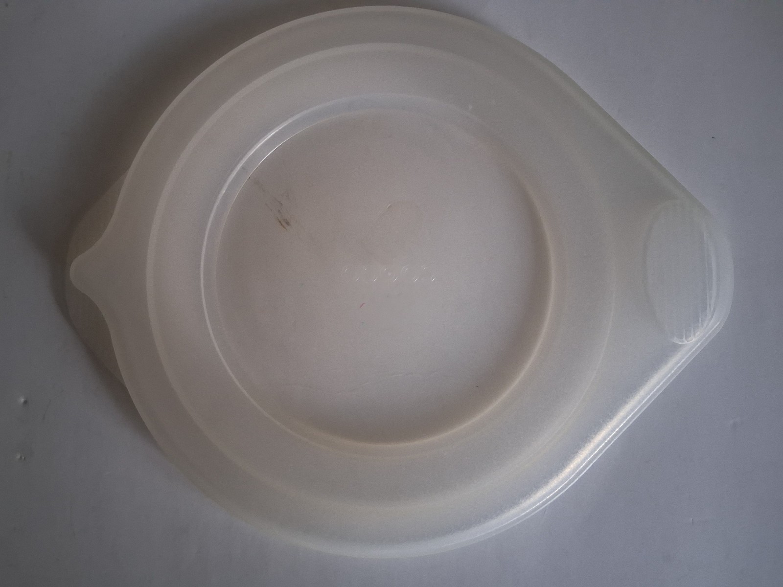 Vintage Clear Copco Round Plastic Food Storage Container Lid ~6 inch (LID ONLY) Vintage Clear Copco Round Plastic Food Storage Container Lid ~6 inch (LID ONLY)
