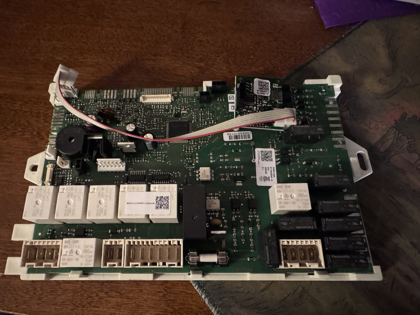 NEW OEM ELECTROLUX FRIGIDAIRE PC BOARD 5304527570 NEW OEM ELECTROLUX FRIGIDAIRE PC BOARD 5304527570