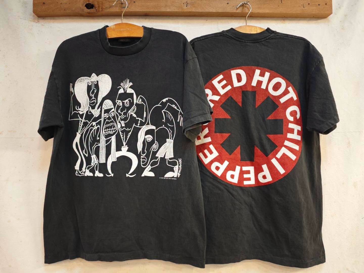 Vintage Red Hot Chili Peppers Vintage 90s Rock Tour Band Black XL Shirt REPRINT