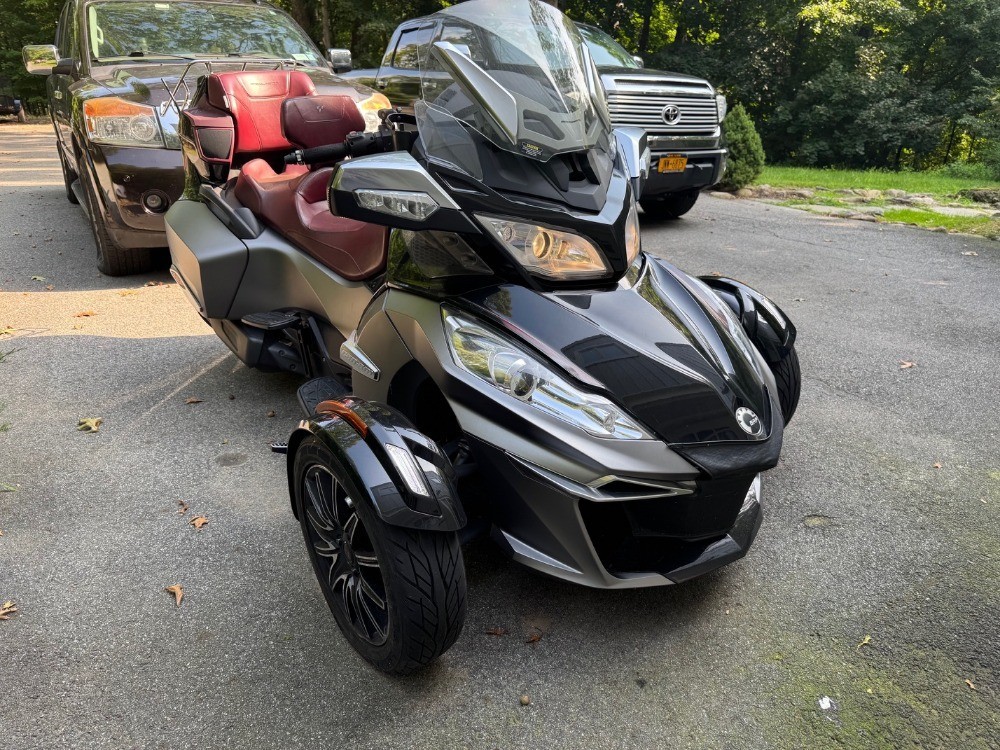 2015 CAN-AM SPYDER RT LIMITED RT