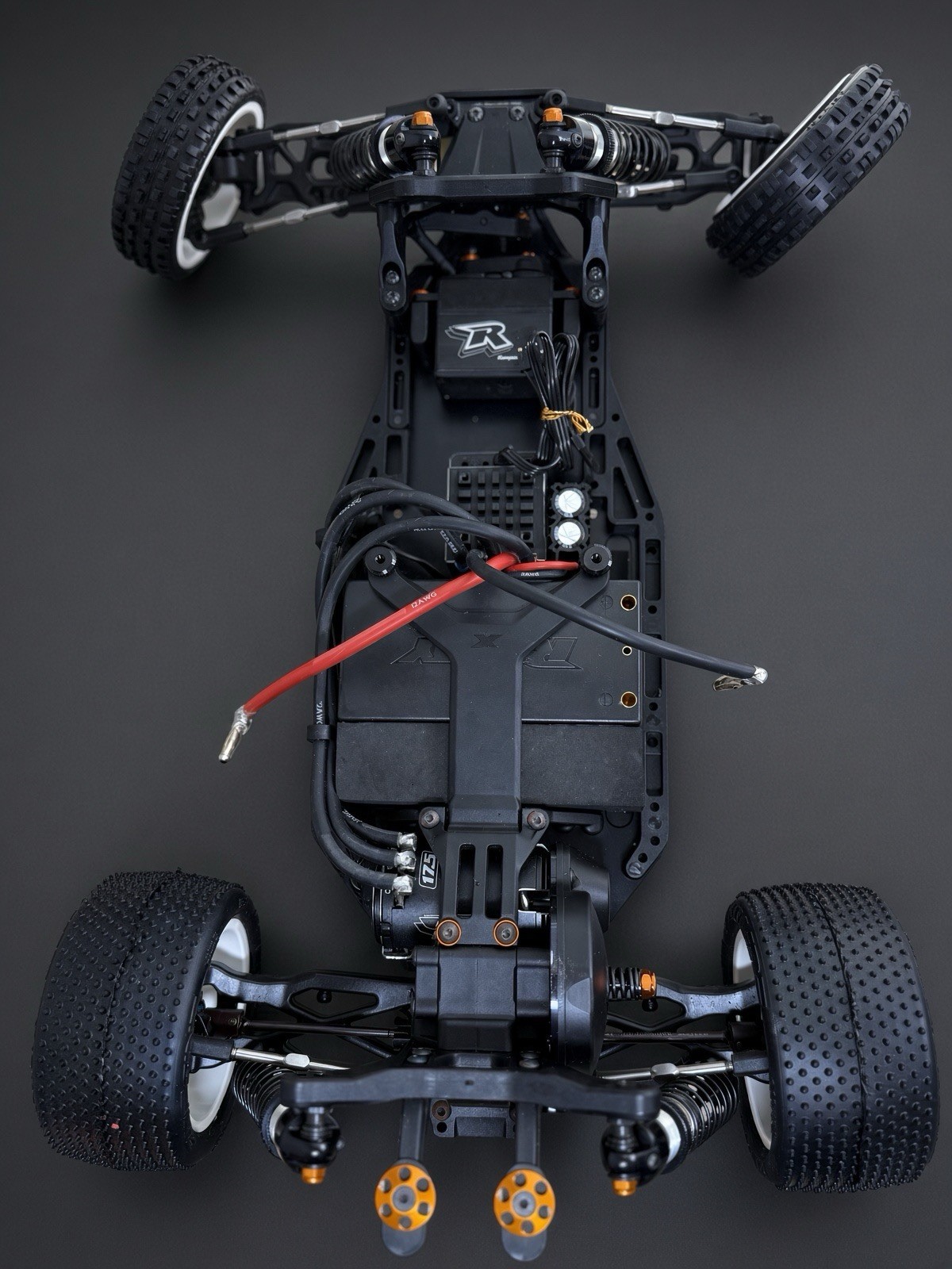 XRAY XB2 1/10 2WD Buggy Built Never Run w/Battery Two Bodies Spare Lot