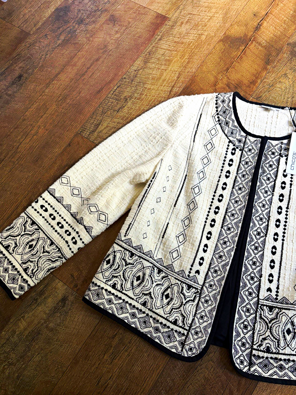 Chico\'s | Ivory Black Tweed Open Front Lined Embroidered Sequined Jacket Sz 2 L Chico\'s | Ivory Black Tweed Open Front Lined Embroidered Sequined Jacket Sz 2 L