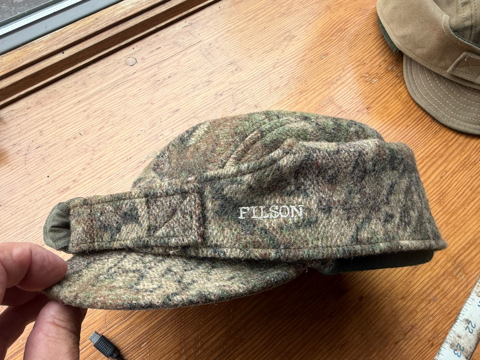 Vintage Filson Wool Lined Camo Cap Hat Ear Neck Cover Medium USA Seattle Buckle Vintage Filson Wool Lined Camo Cap Hat Ear Neck Cover Medium USA Seattle Buckle