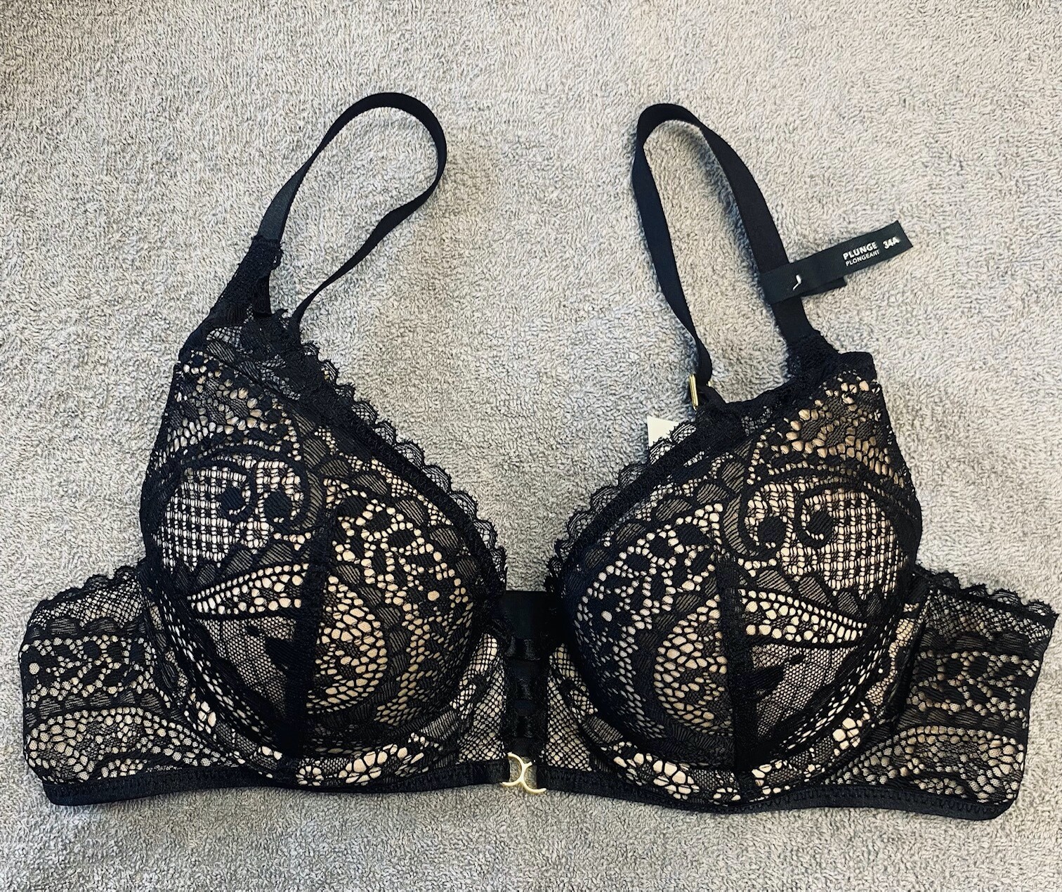 Aerie Real Power Plunge Push Up Paisley Lace Bra -- 34A TRUE BLACK Aerie Real Power Plunge Push Up Paisley Lace Bra -- 34A TRUE BLACK