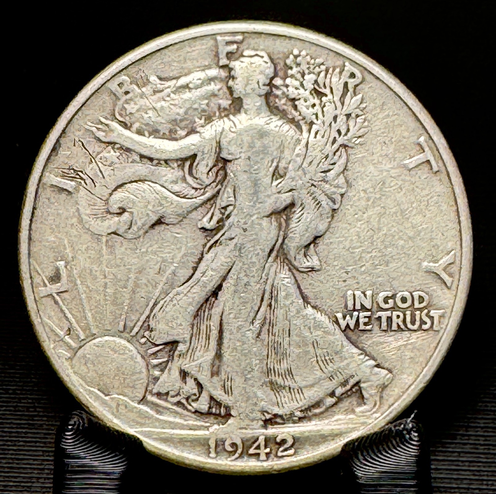 1942-P Walking Liberty Half Dollar Extremely Fine #5022 Actual Coin Pictured 1942-P Walking Liberty Half Dollar Extremely Fine #5022 Actual Coin Pictured