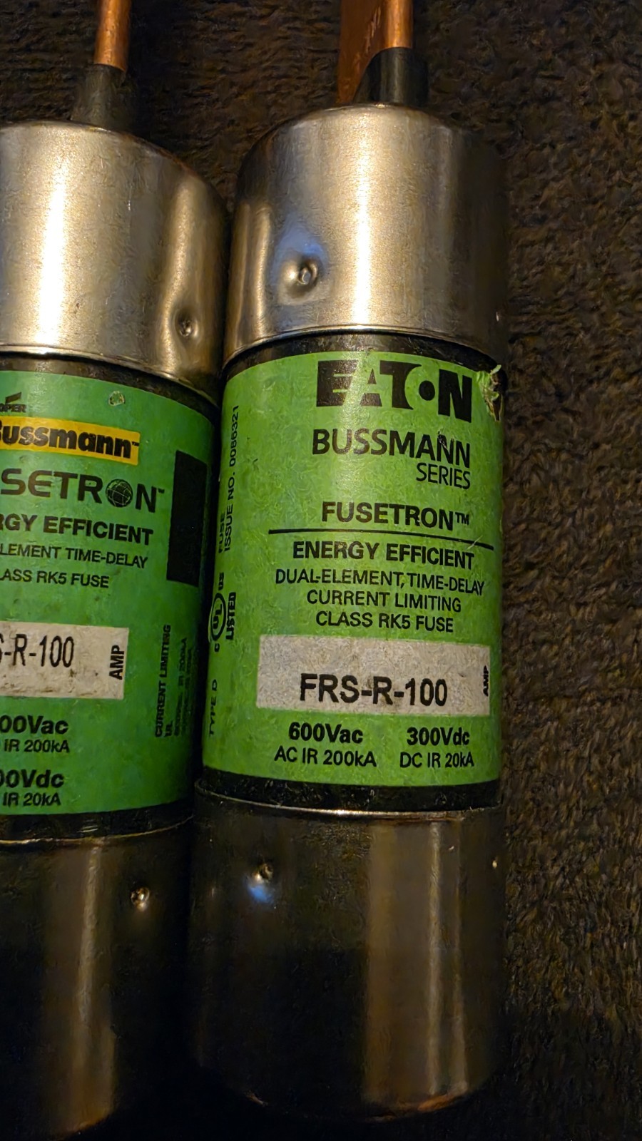 Cooper/Eaton Bussmann Fusetron FRS-R-100 Fuses New Old Stock Lot Of 7 Cooper/Eaton Bussmann Fusetron FRS-R-100 Fuses New Old Stock Lot Of 7